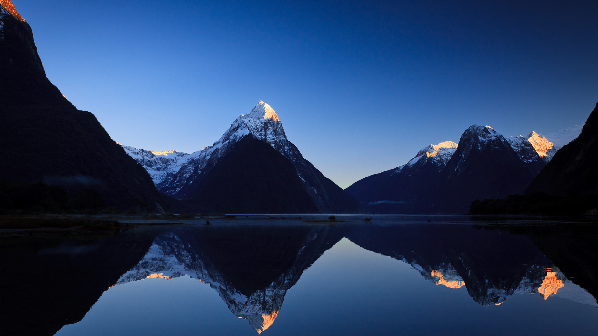 Cool Wallpapers earth, milford sound, lake, mountain