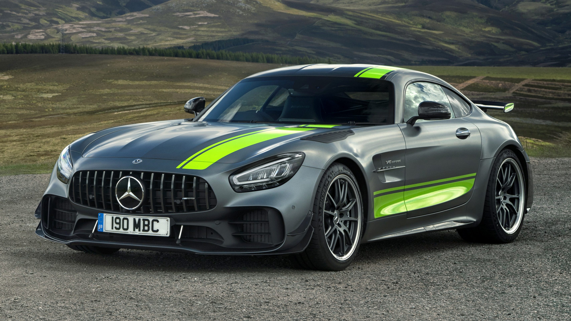 Mercedes AMG gt r Black