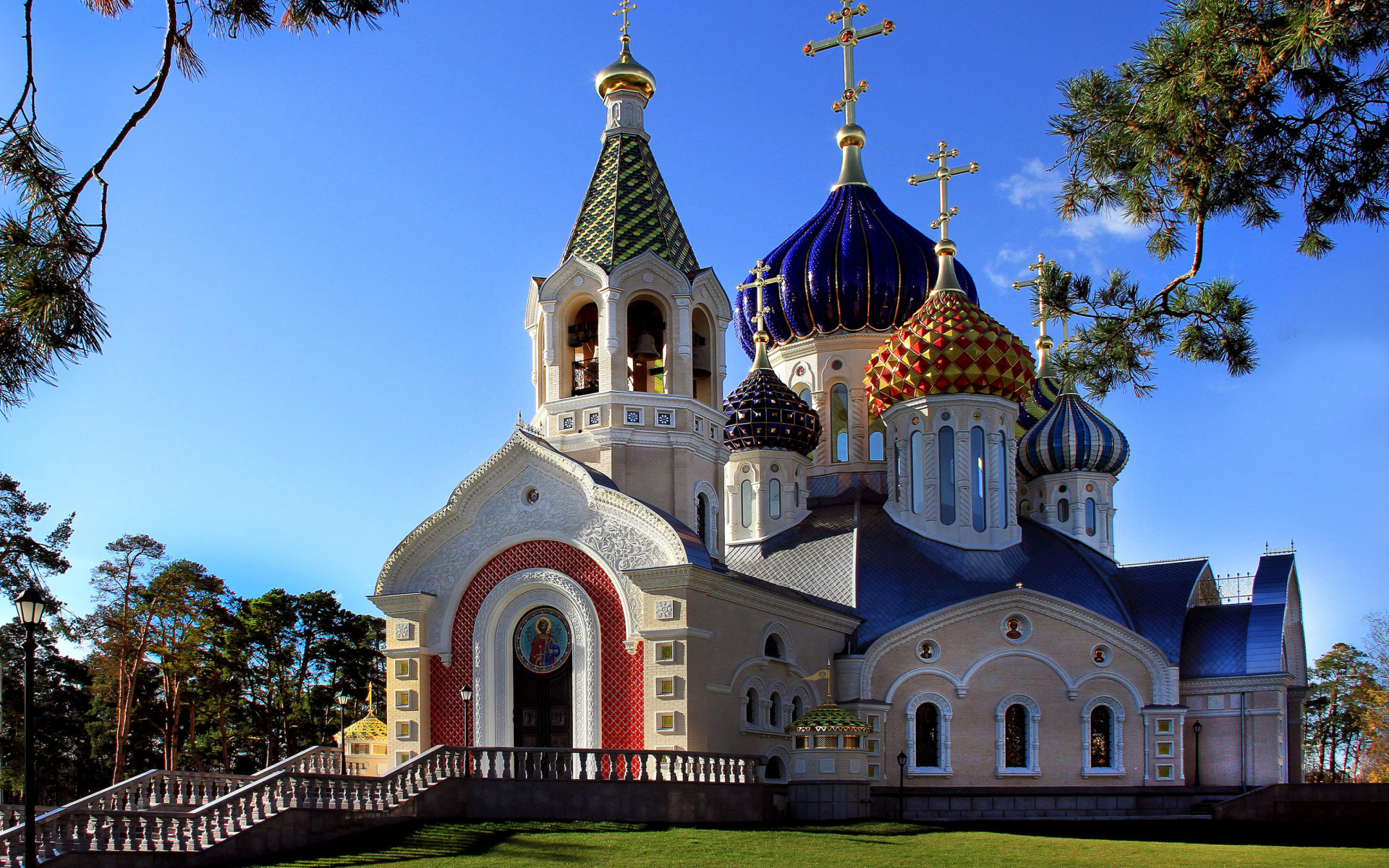 379525 Bild herunterladen religiös, kirche, architektur, bunt, kuppel, russland, kirchen - Hintergrundbilder und Bildschirmschoner kostenlos