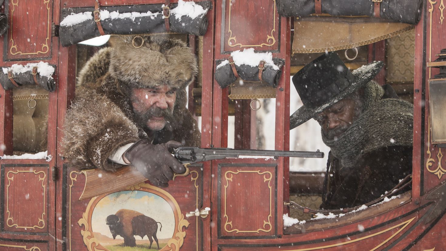 Омерзительная восьмерка качество. Омерзительная восьмерка (2015) the Hateful eight. Мексиканец Боб Омерзительная восьмерка. Омерзительная восьмерка фильм 2015 Курт. Квентин Тарантино в фильме Омерзительная восьмерка.