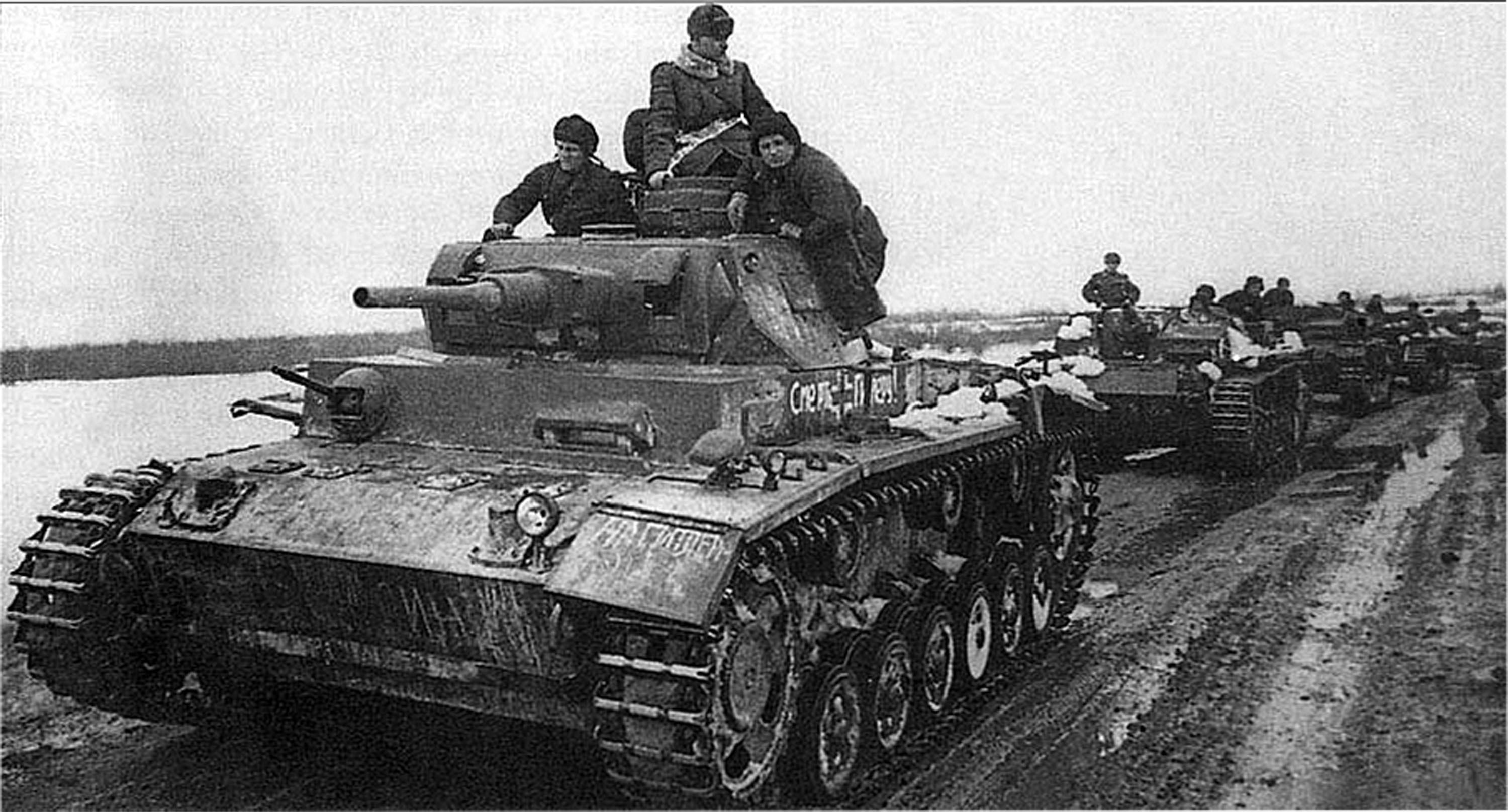 310536 baixar papel de parede militar, tanque, panzer iii, sturmgeschütz iii, segunda guerra mundial, tanques - protetores de tela e imagens gratuitamente
