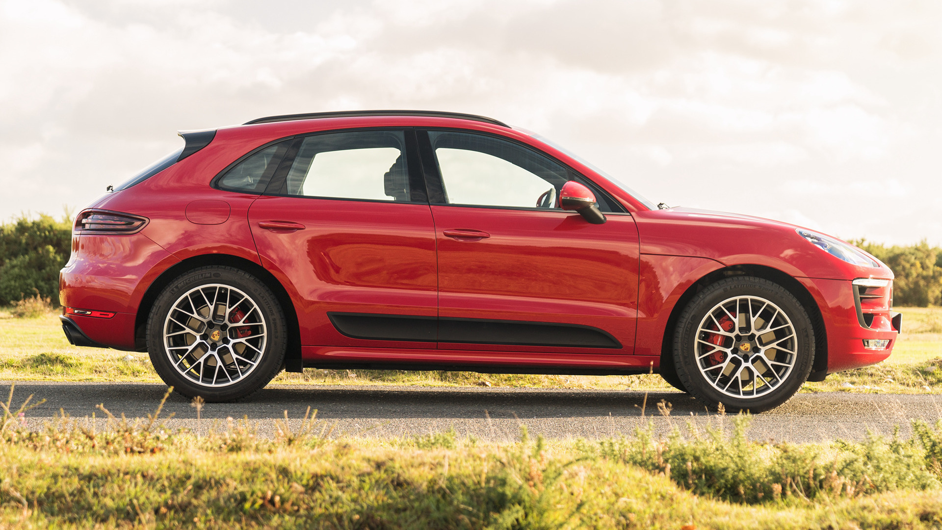 Porsche Macan GTS 2016