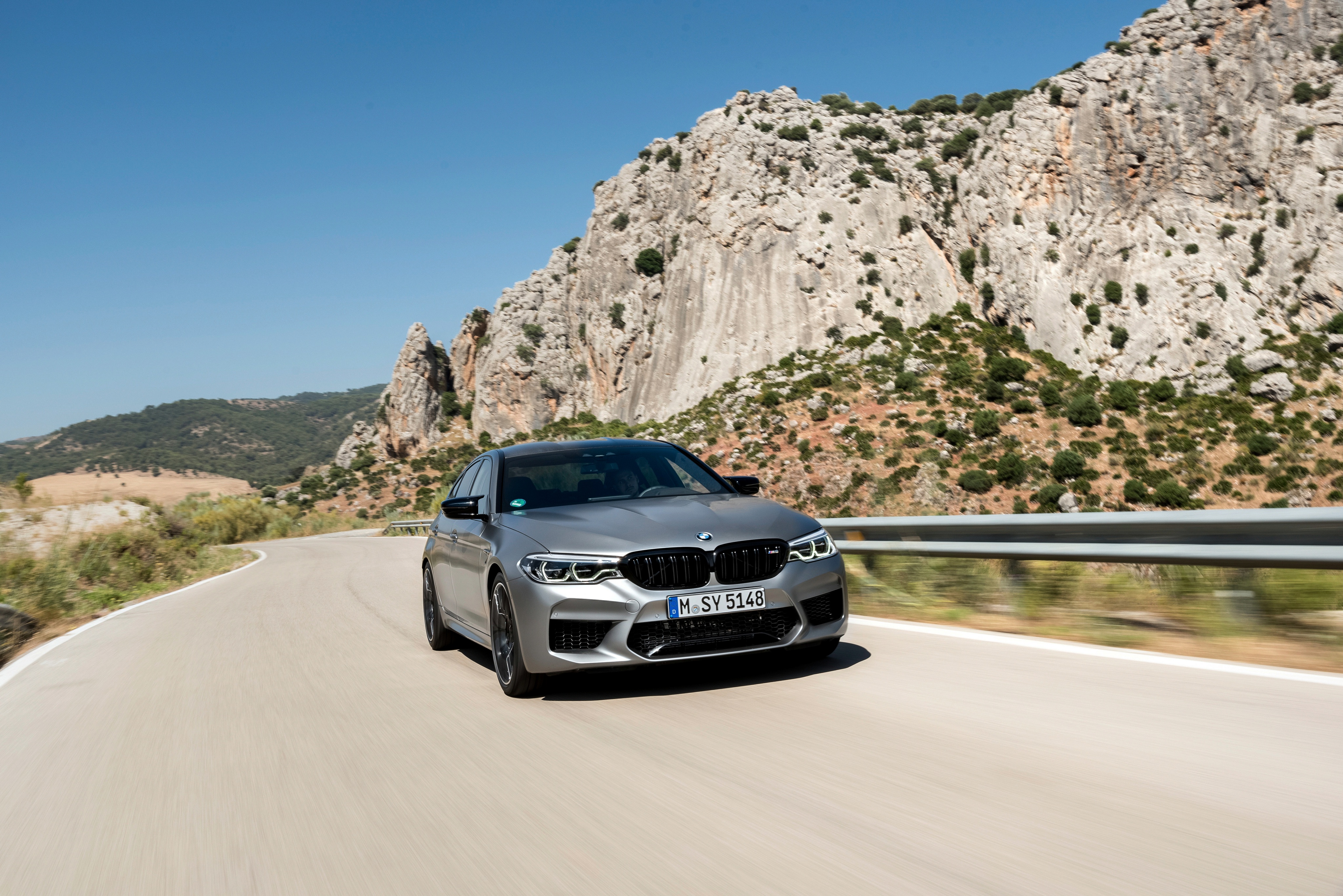 BMW m5 f90 Competition Grey