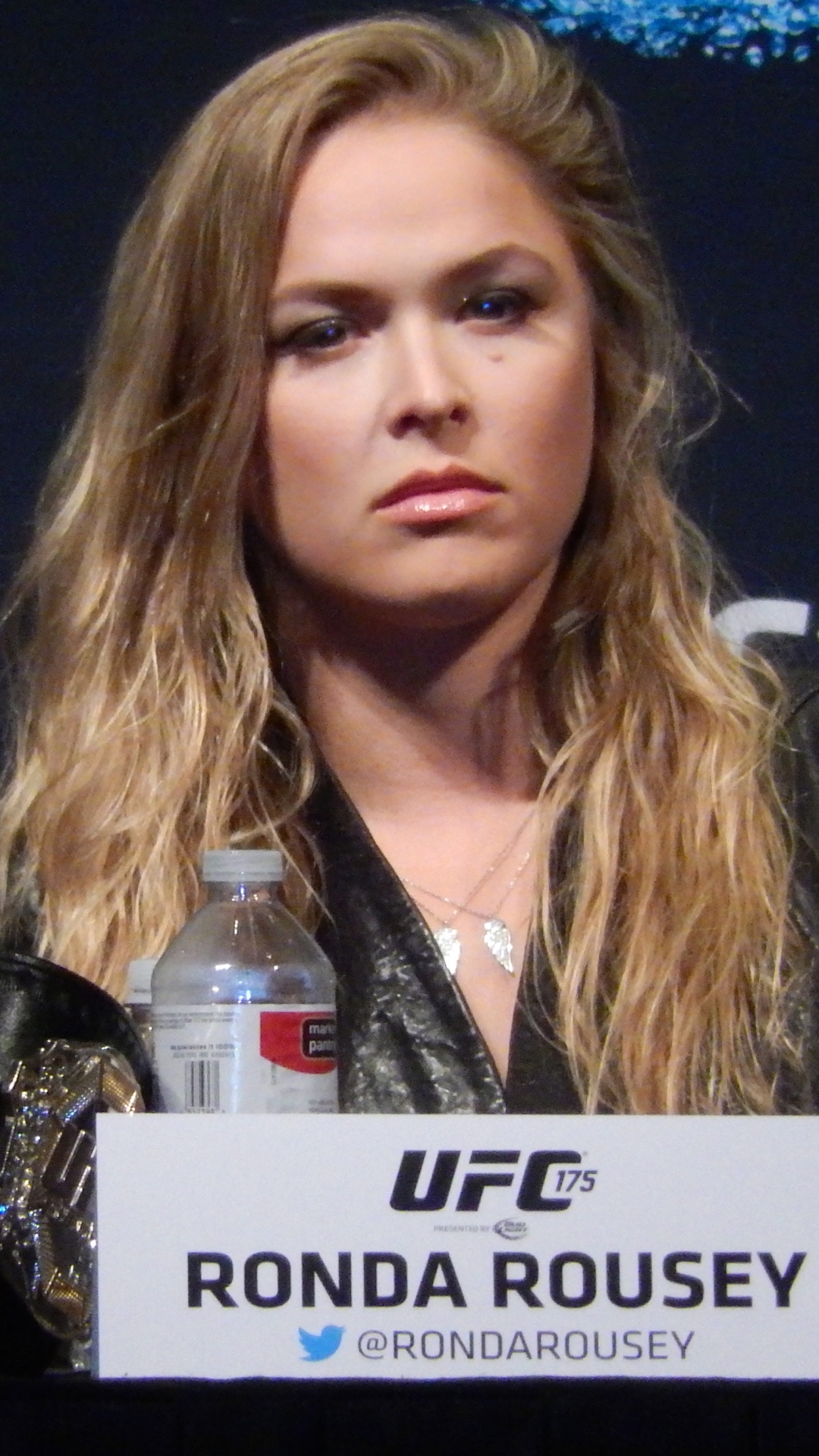 Ronda Rousey РѕР±РѕРё