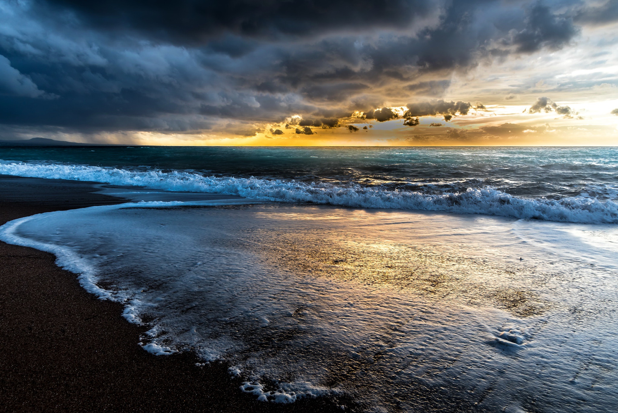 Земля берег. Море волны фото пляж широкоформатные. Море 8 ч. Берег моря смотреть онлайн.