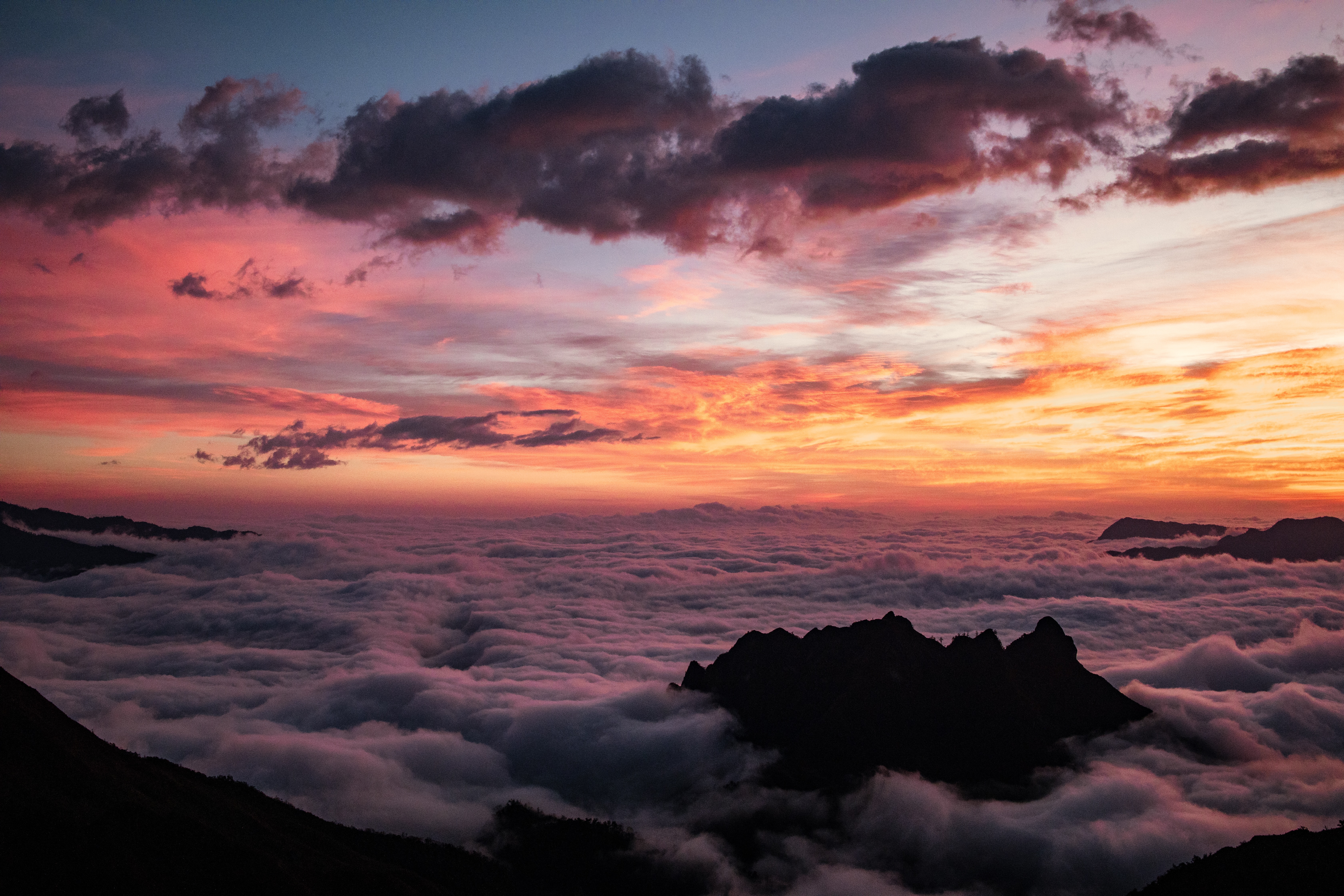Free download wallpaper Nature, Sunset, Mountains, Clouds, Fog, Dark on your PC desktop