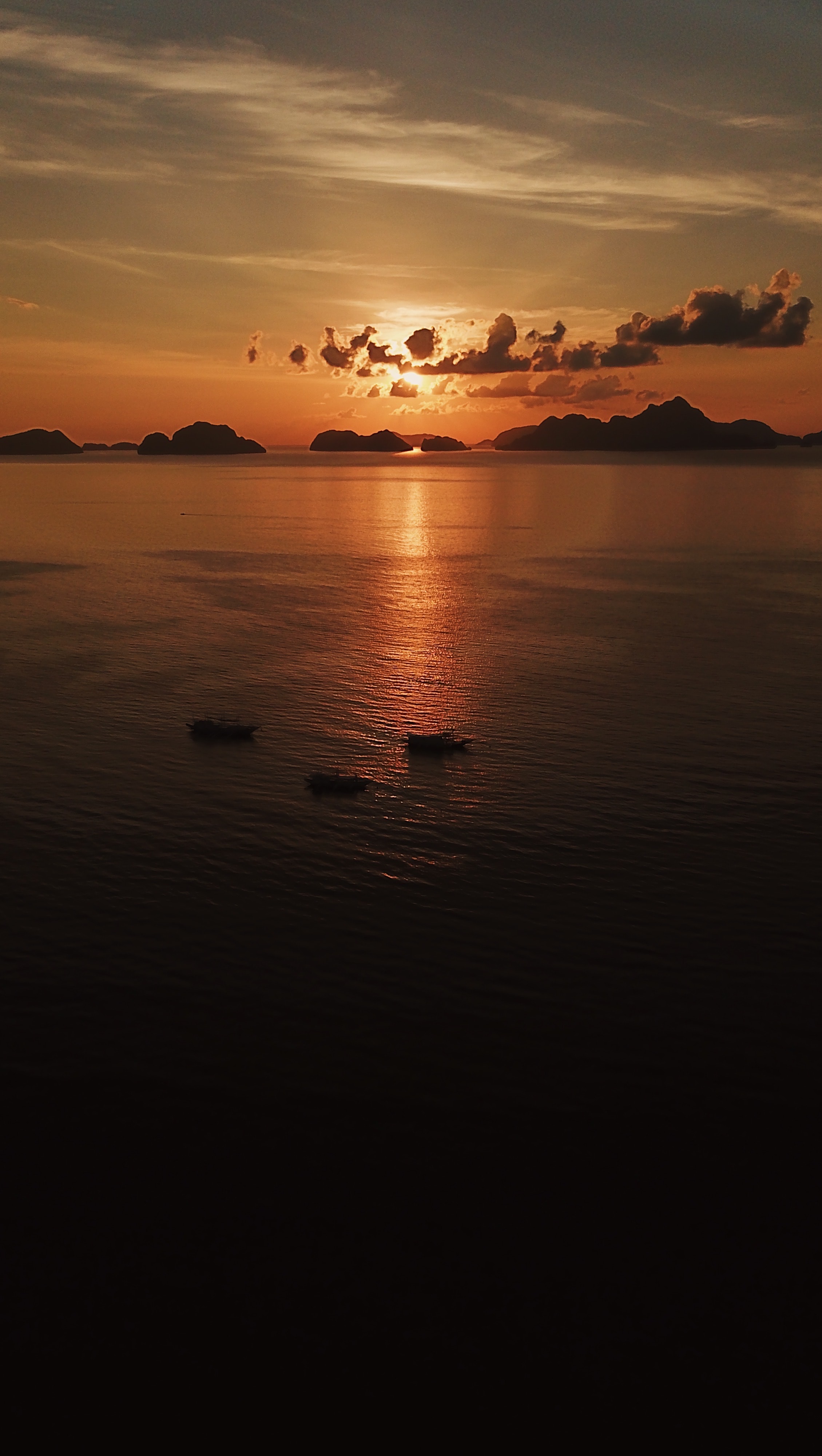 Horizontal Wallpaper sunset, sea, twilight, boats, view from above, dark, dusk