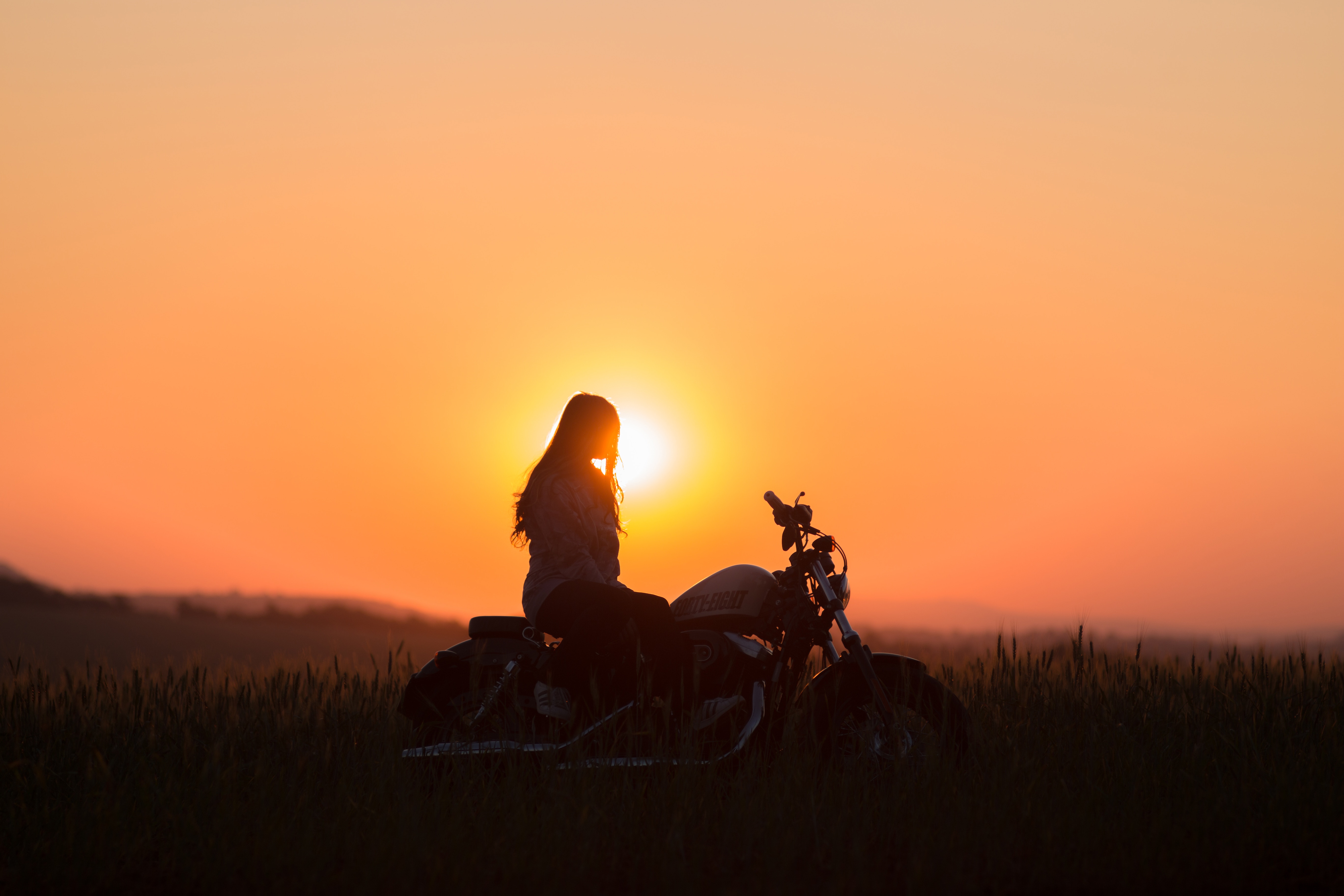 Download mobile wallpaper Motorcycles, Sunset, Seclusion, Privacy, Silhouette, Loneliness, Motorcycle for free.