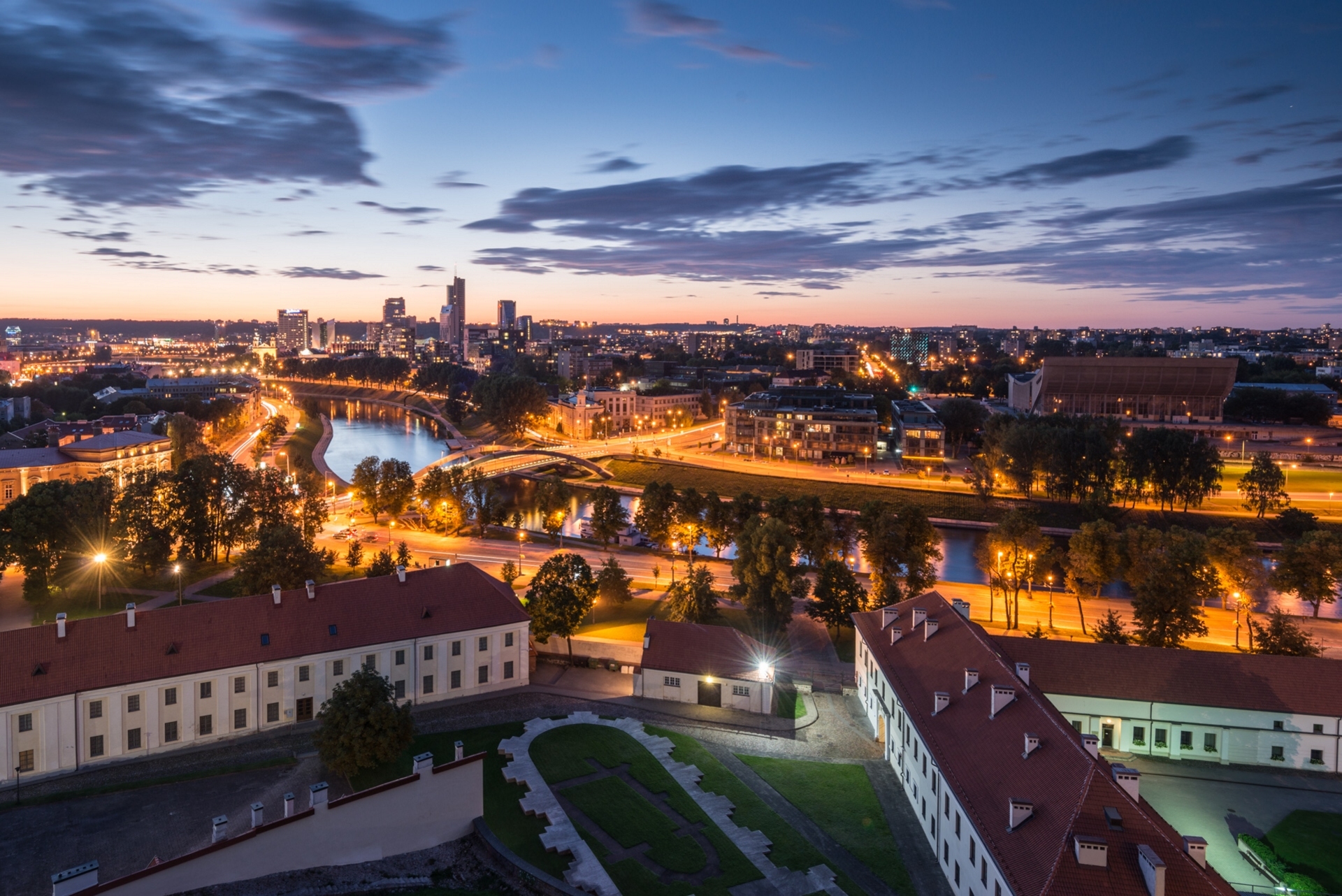 Melhores papéis de parede de Vilnius para tela do telefone