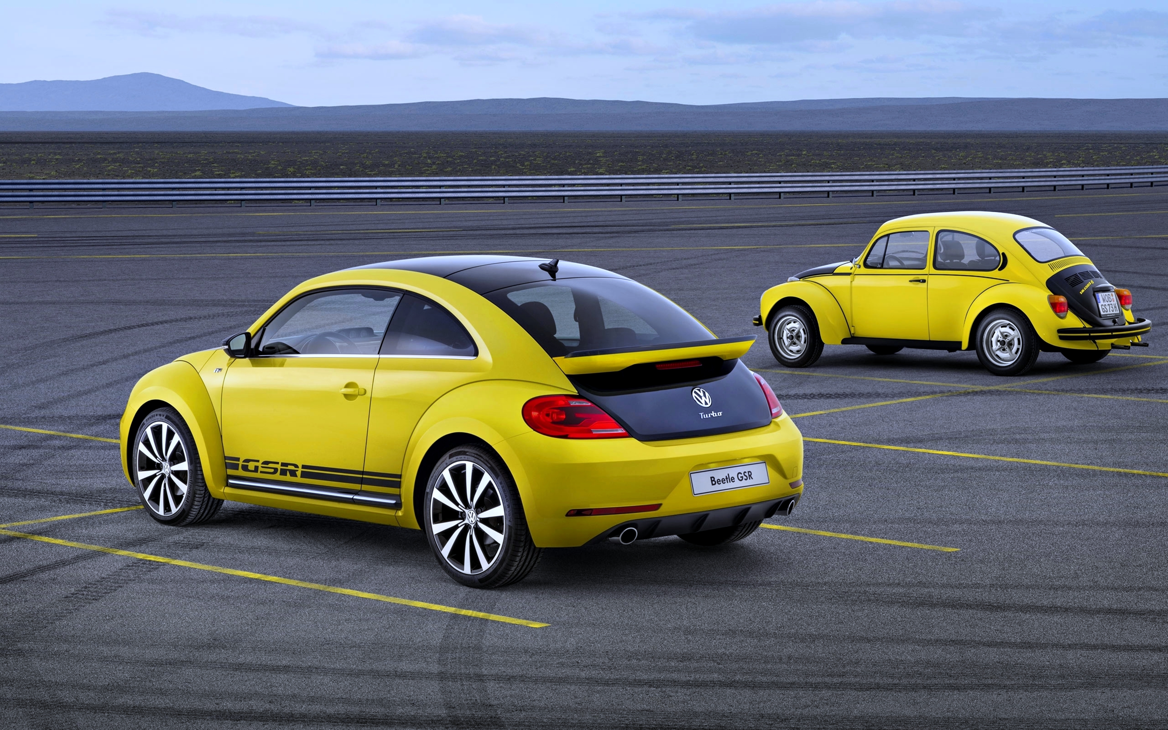 Volkswagen желтый. Фольксваген Битл желтый. Volkswagen Жук Битл. Фольксваген Битл желтый новый. Volkswagen Beetle Жук желтый.