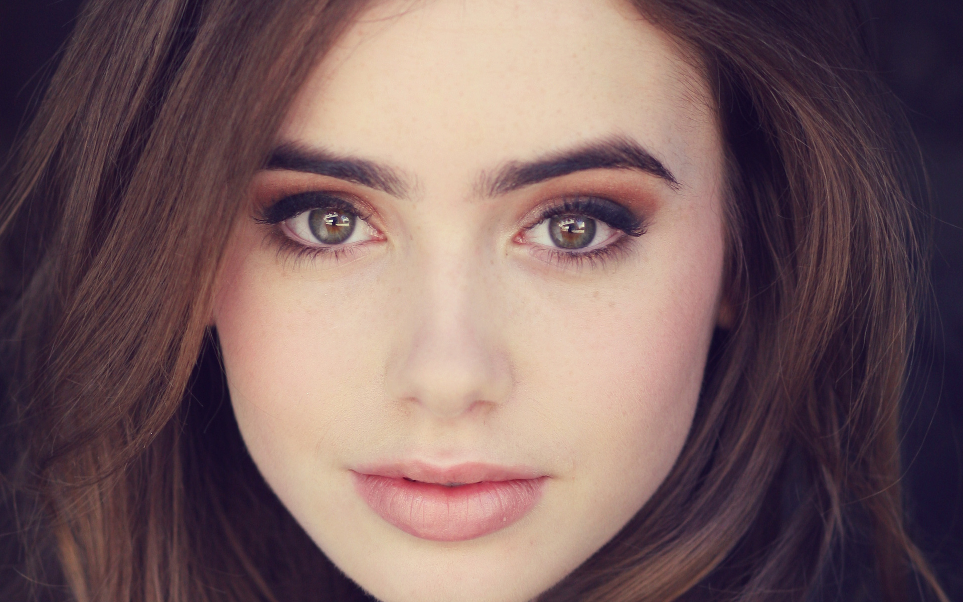 Lily Collins 1080p