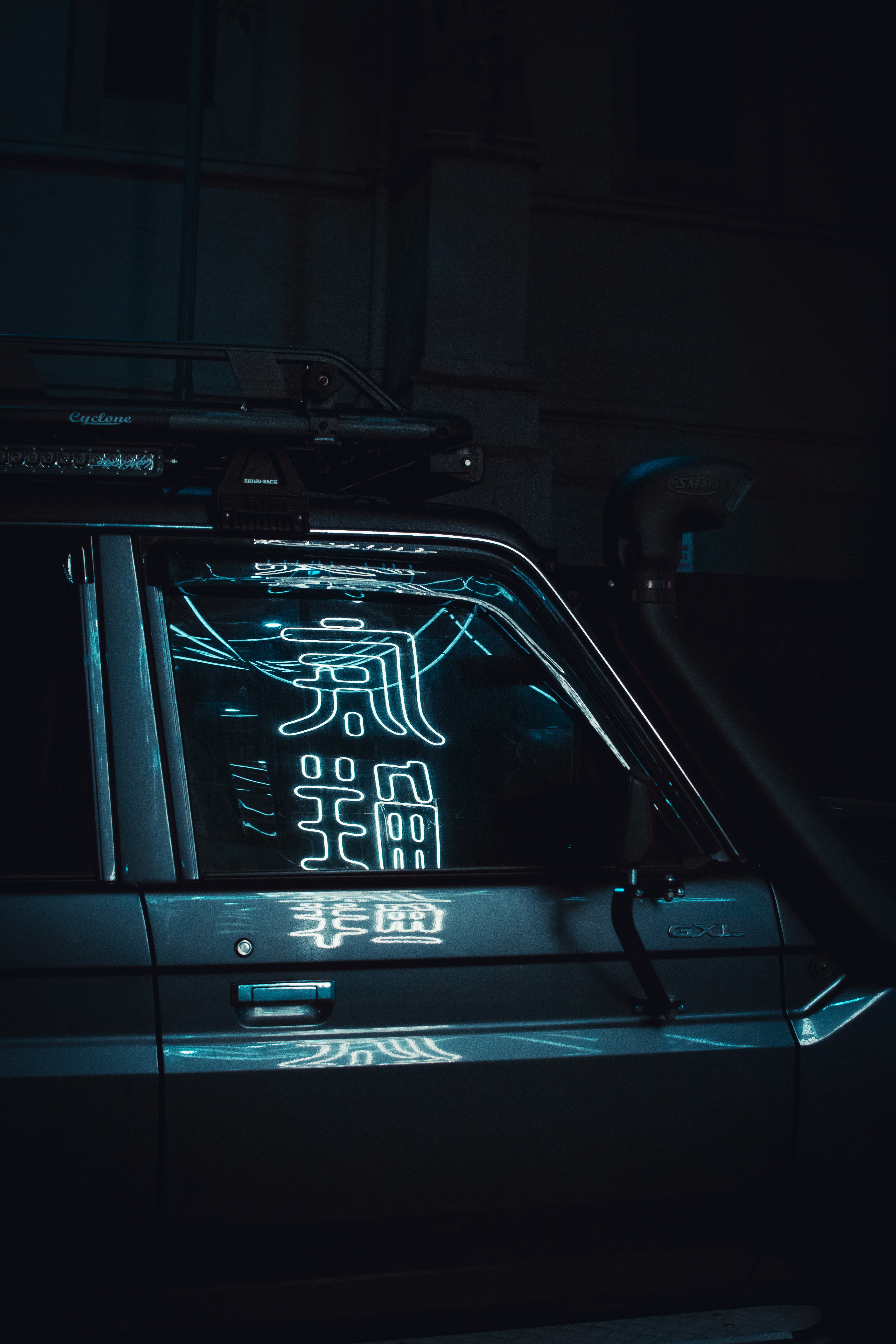 neon, hieroglyph, words, dark, car, machine 4K Ultra