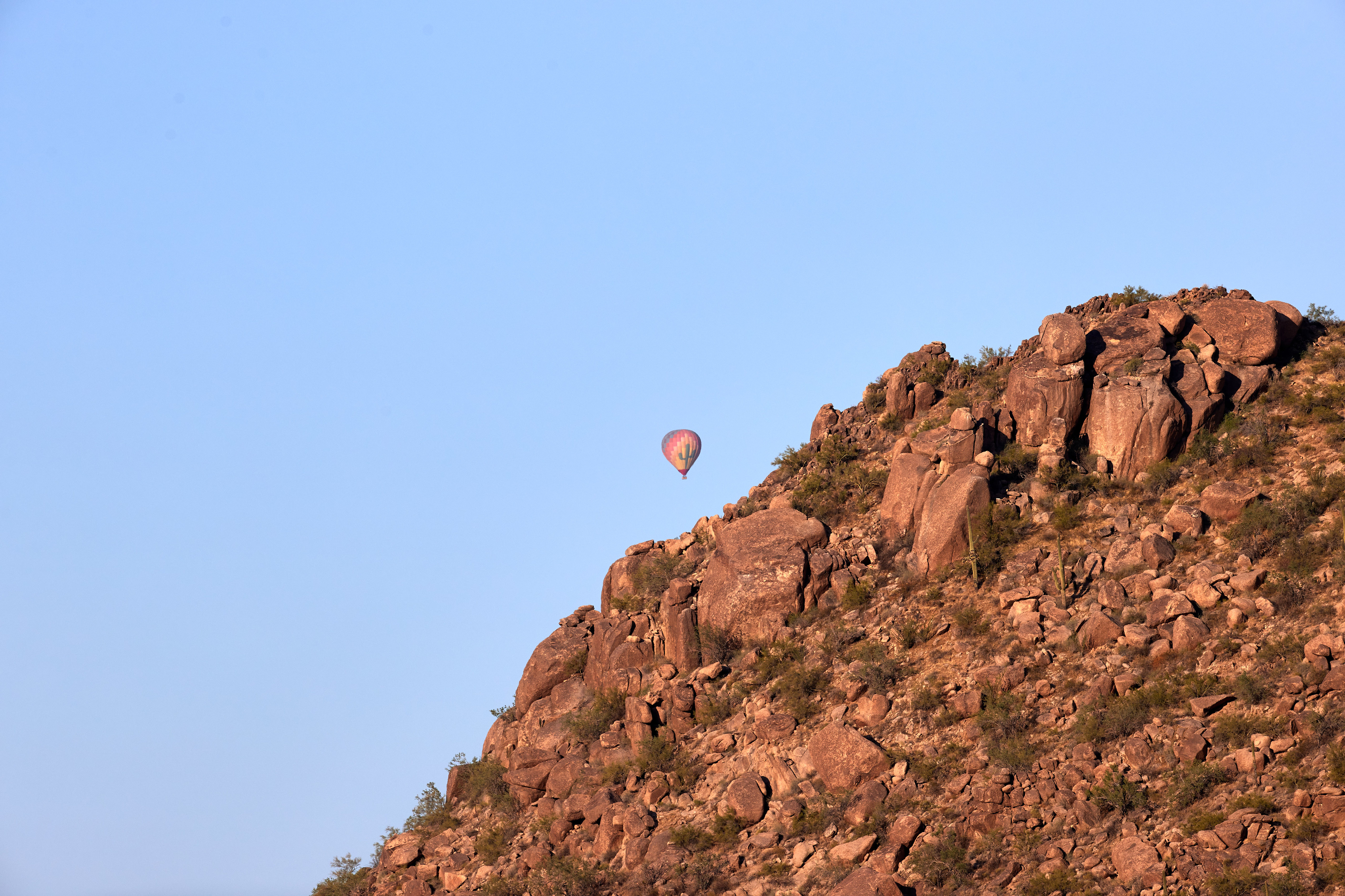 Laden Sie das Natur, Mountains, Felsen, Die Steine, Luftballon, Sky, Ballon-Bild kostenlos auf Ihren PC-Desktop herunter