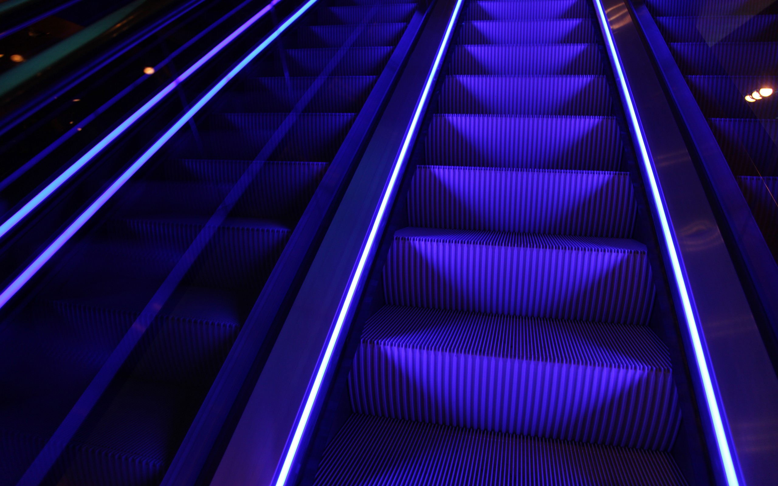 man made, escalator