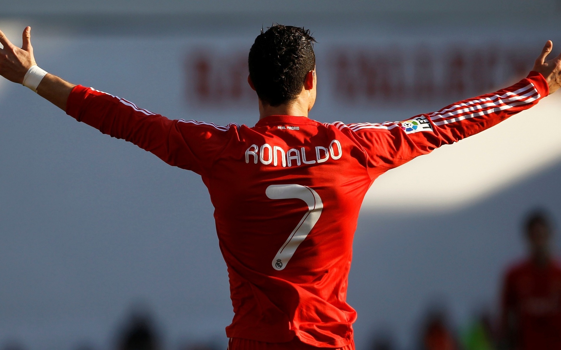 268230 Bildschirmschoner und Hintergrundbilder Cristiano Ronaldo auf Ihrem Telefon. Laden Sie  Bilder kostenlos herunter