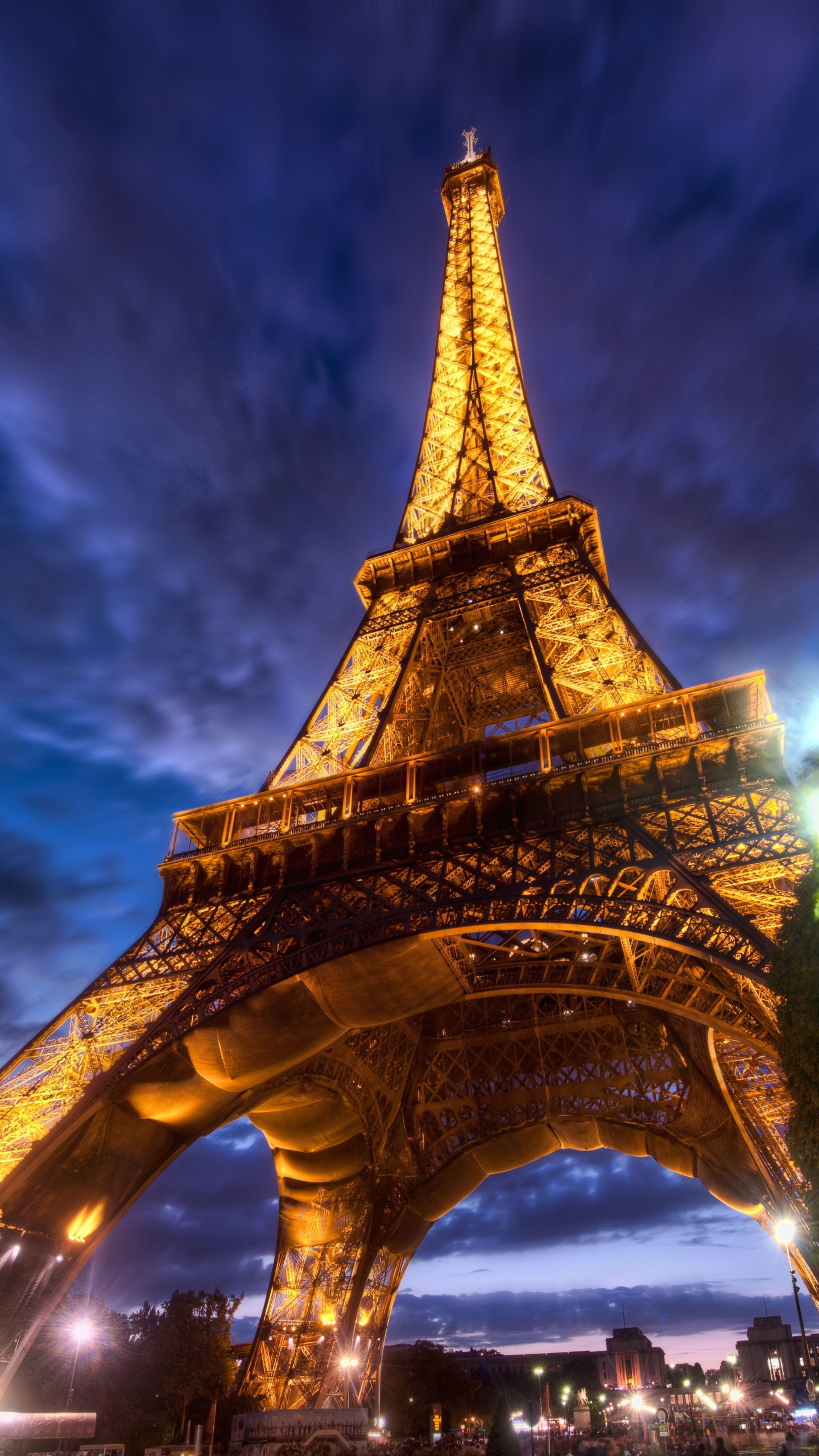 Эйфелева башня. Франция эфельная башня. Фон Париж. Одна ночь в париже
