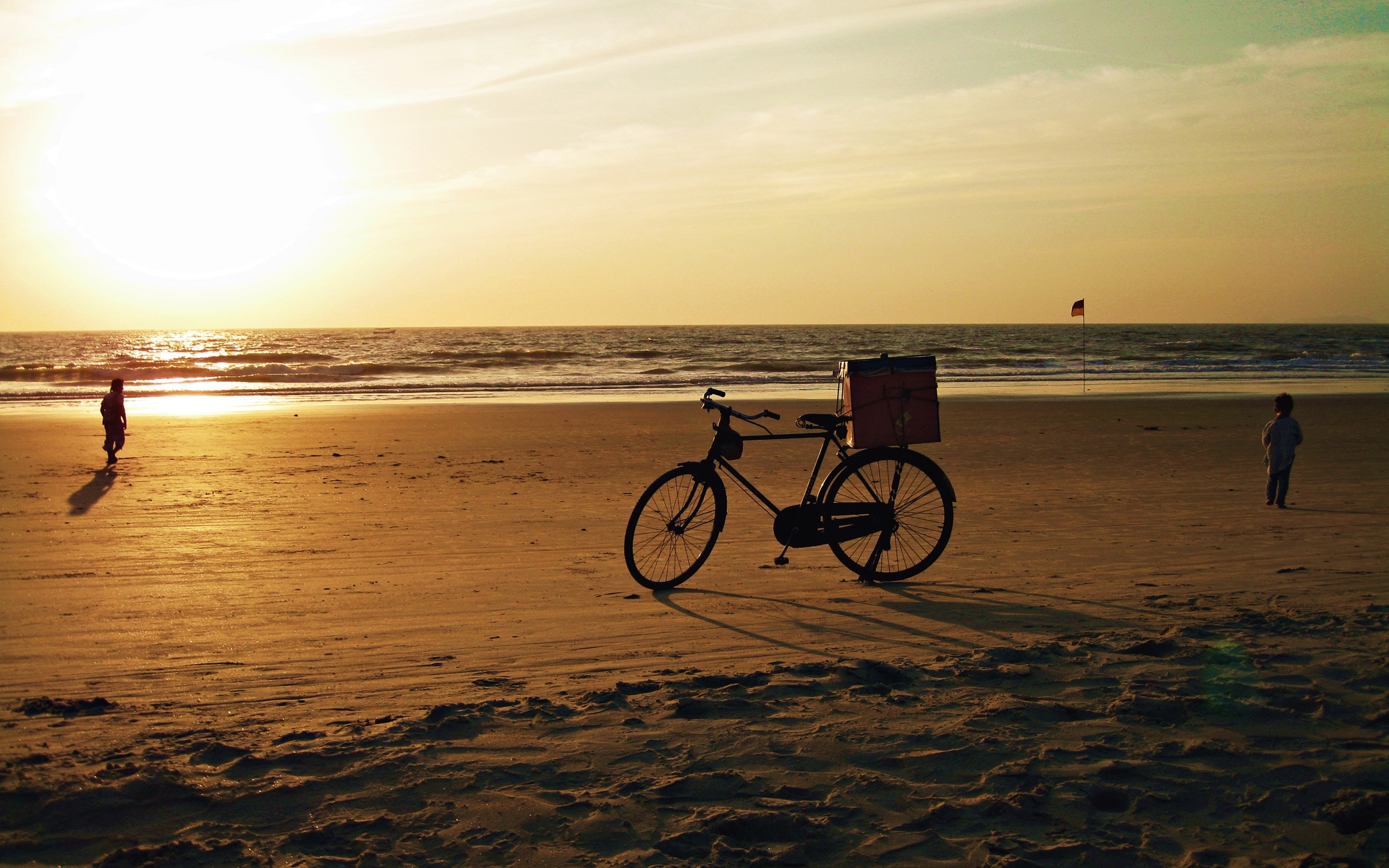 無料モバイル壁紙風景, 海, 人々, 自転車, 海洋, 写真撮影, 空をダウンロードします。