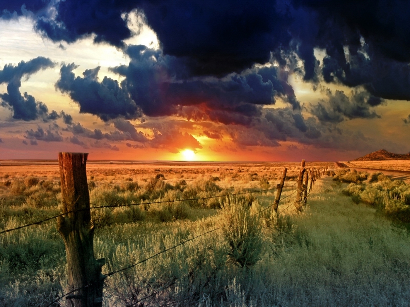 Download mobile wallpaper Landscape, Sunset, Fields for free.