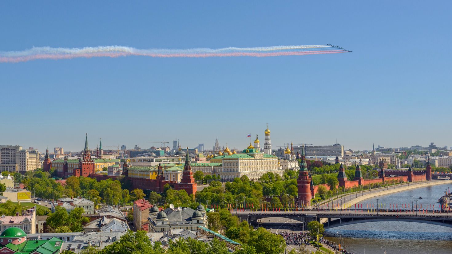 Панорама Московского Кремля с красной площади