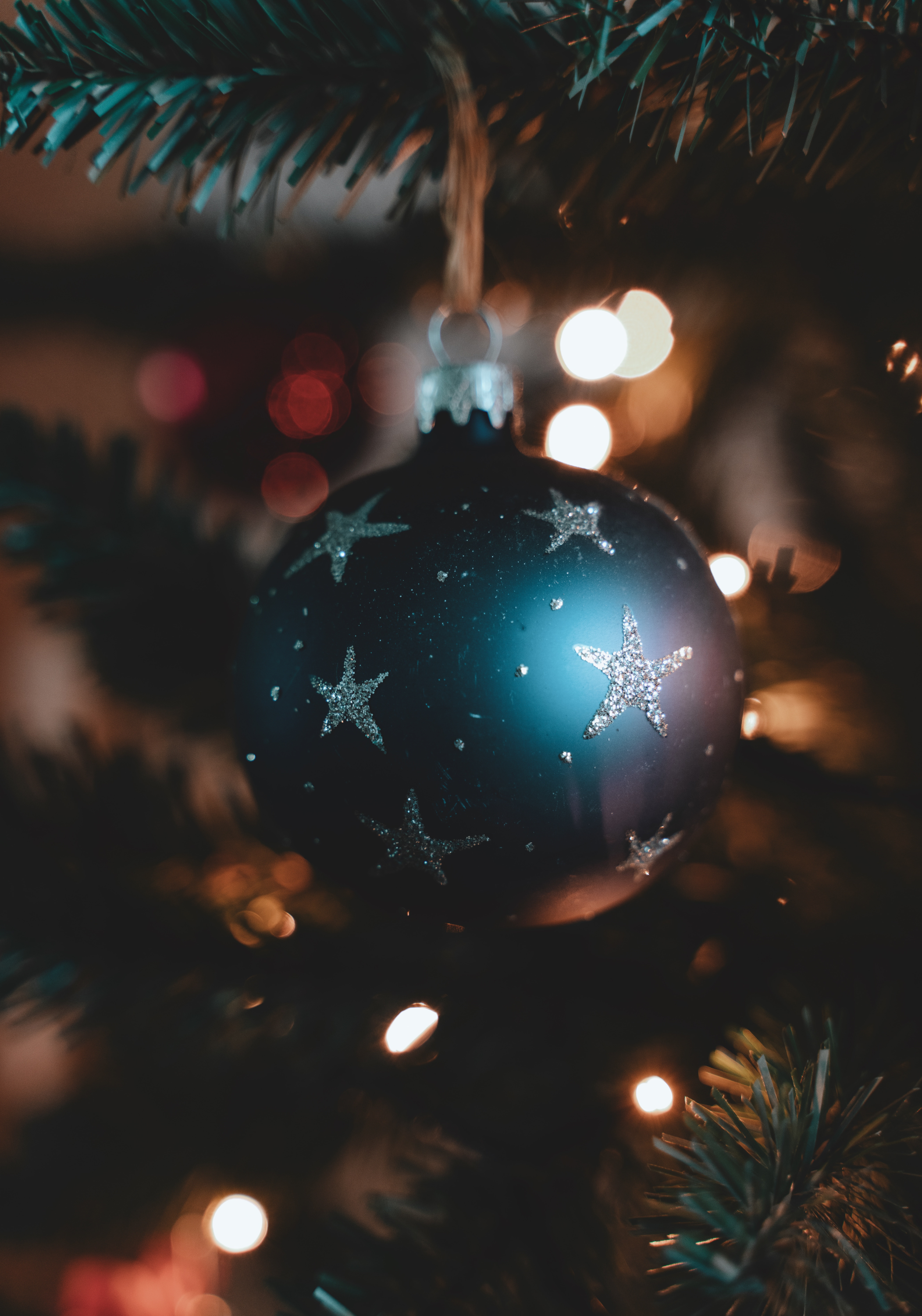 Téléchargez des papiers peints mobile Ballon, Balle, Décoration, Fêtes, Arbre De Noël, Noël, Nouvel An, Sapin De Noël gratuitement.