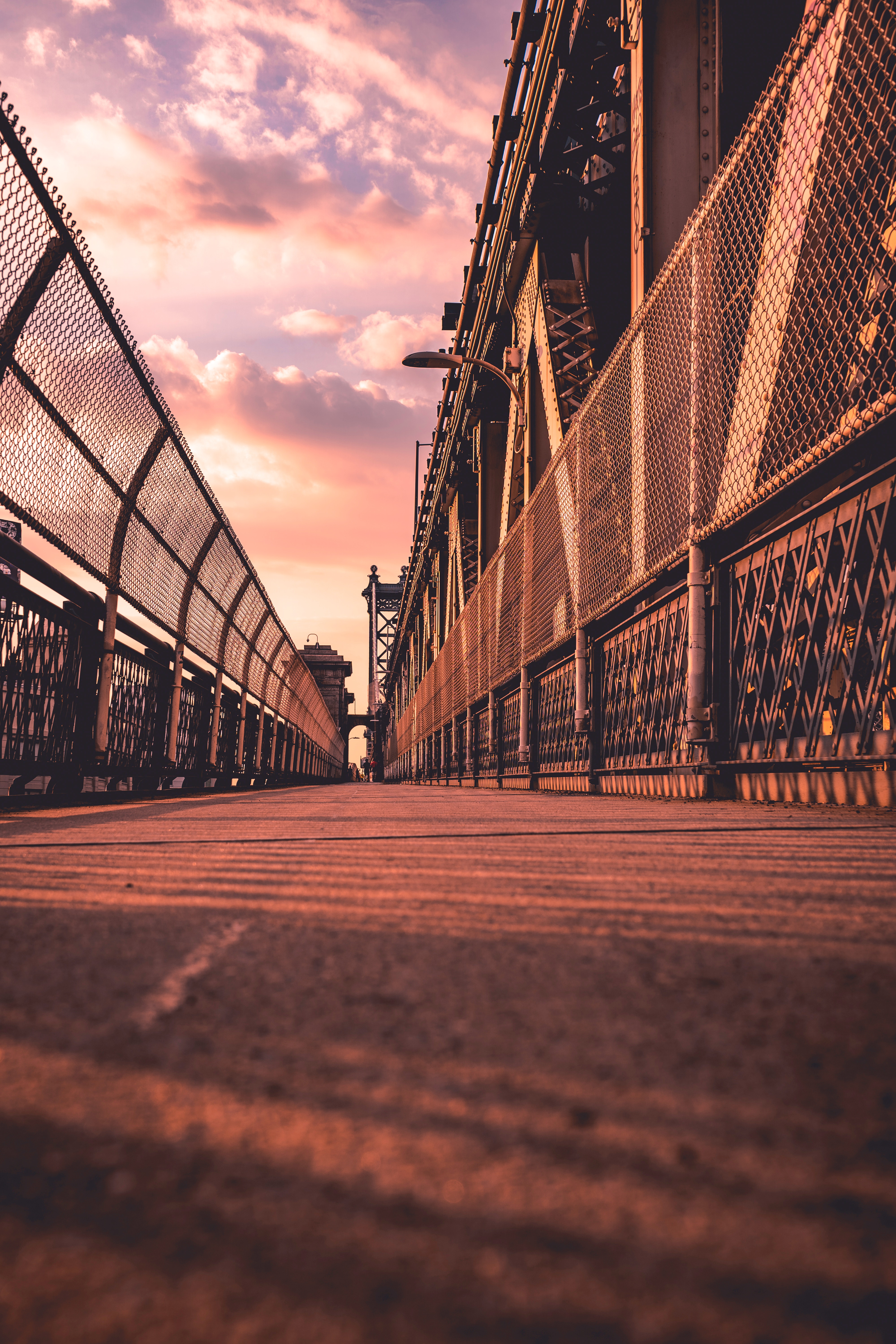 Завантажити шпалери Мангеттеський Міст на телефон безкоштовно