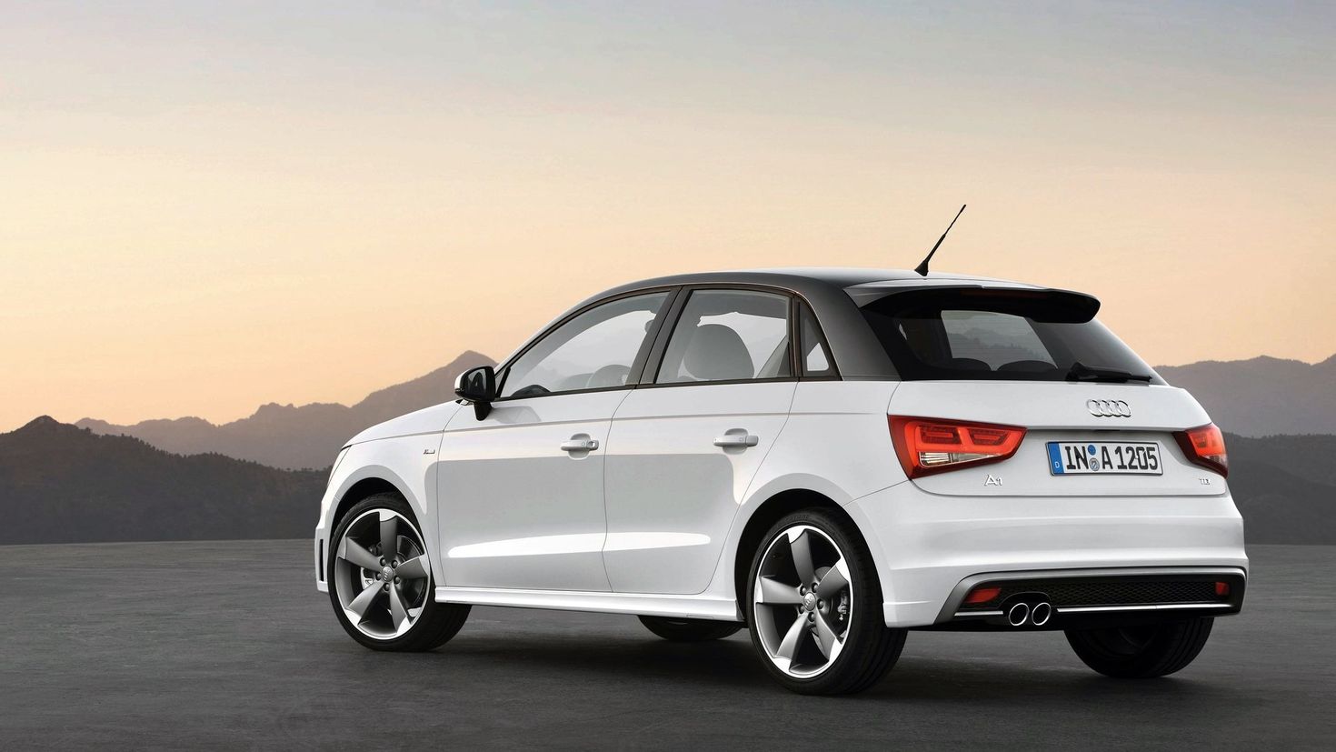 А1 ка. Ауди а1 Спортбэк. Ауди а1 Спортбэк 2020. Audi a1 Sportback 2020. Audi a1 Sportback 2012.