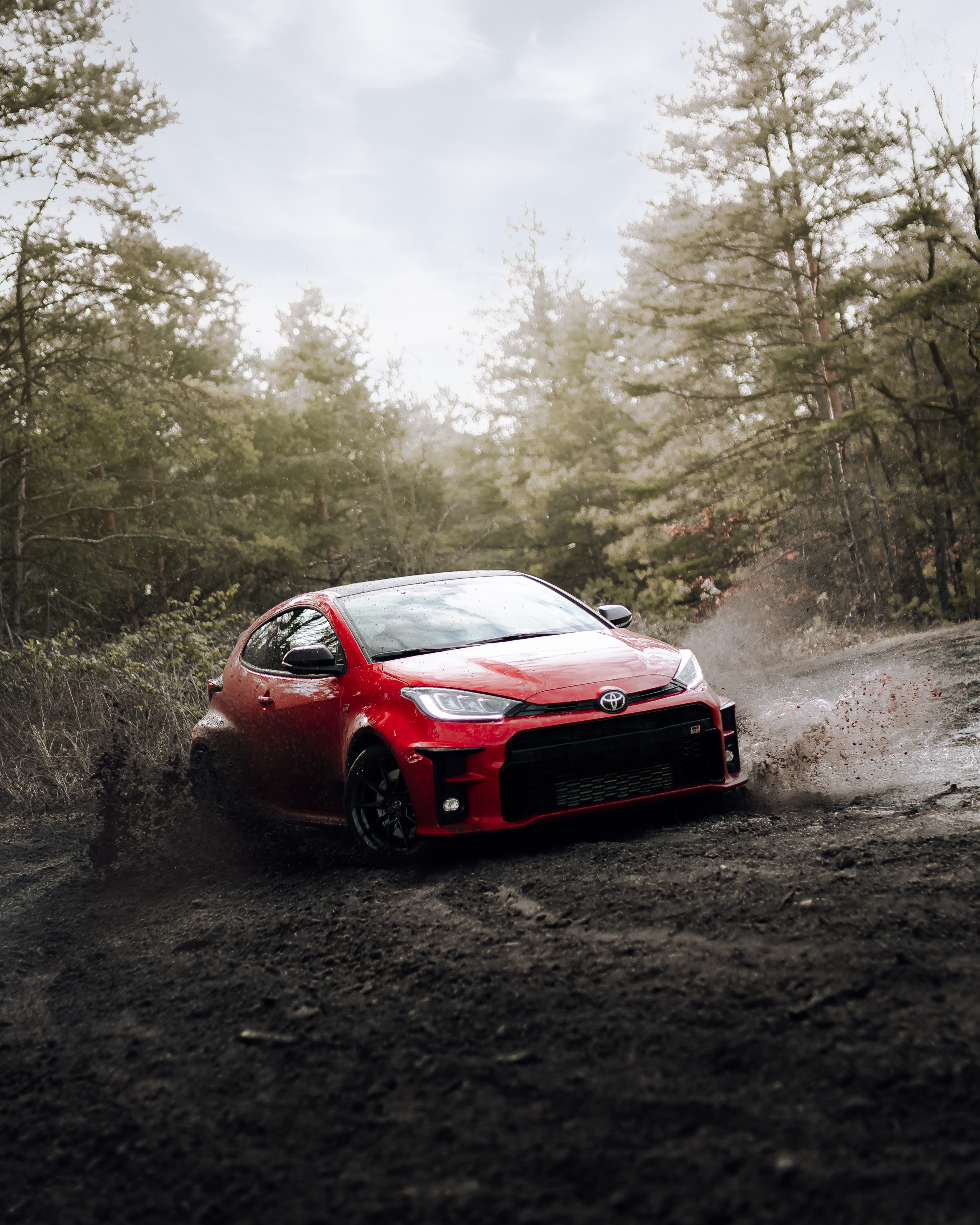 toyota, cars, red, car, spray, puddle download HD wallpaper