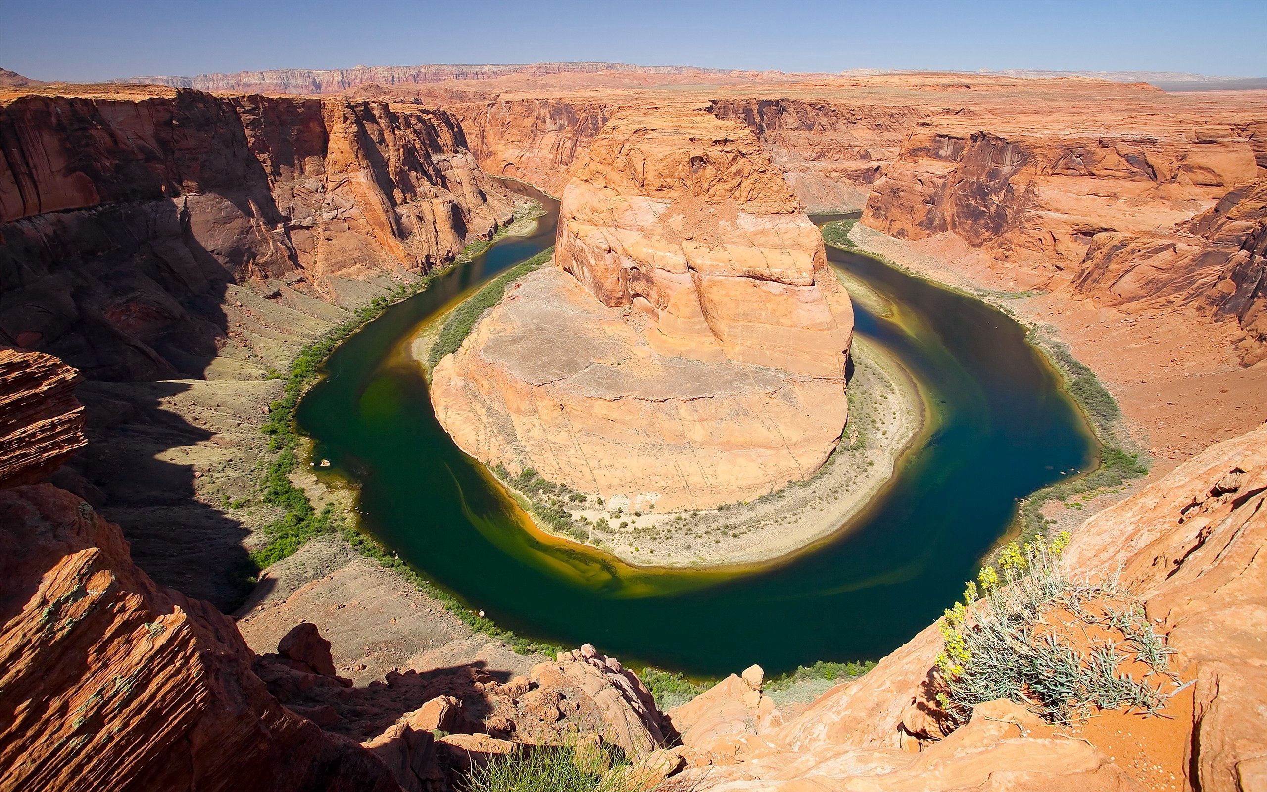 Скачать картинку Окружность, Река, Пустыня, Вода, Каньон, Природа в телефон бесплатно.