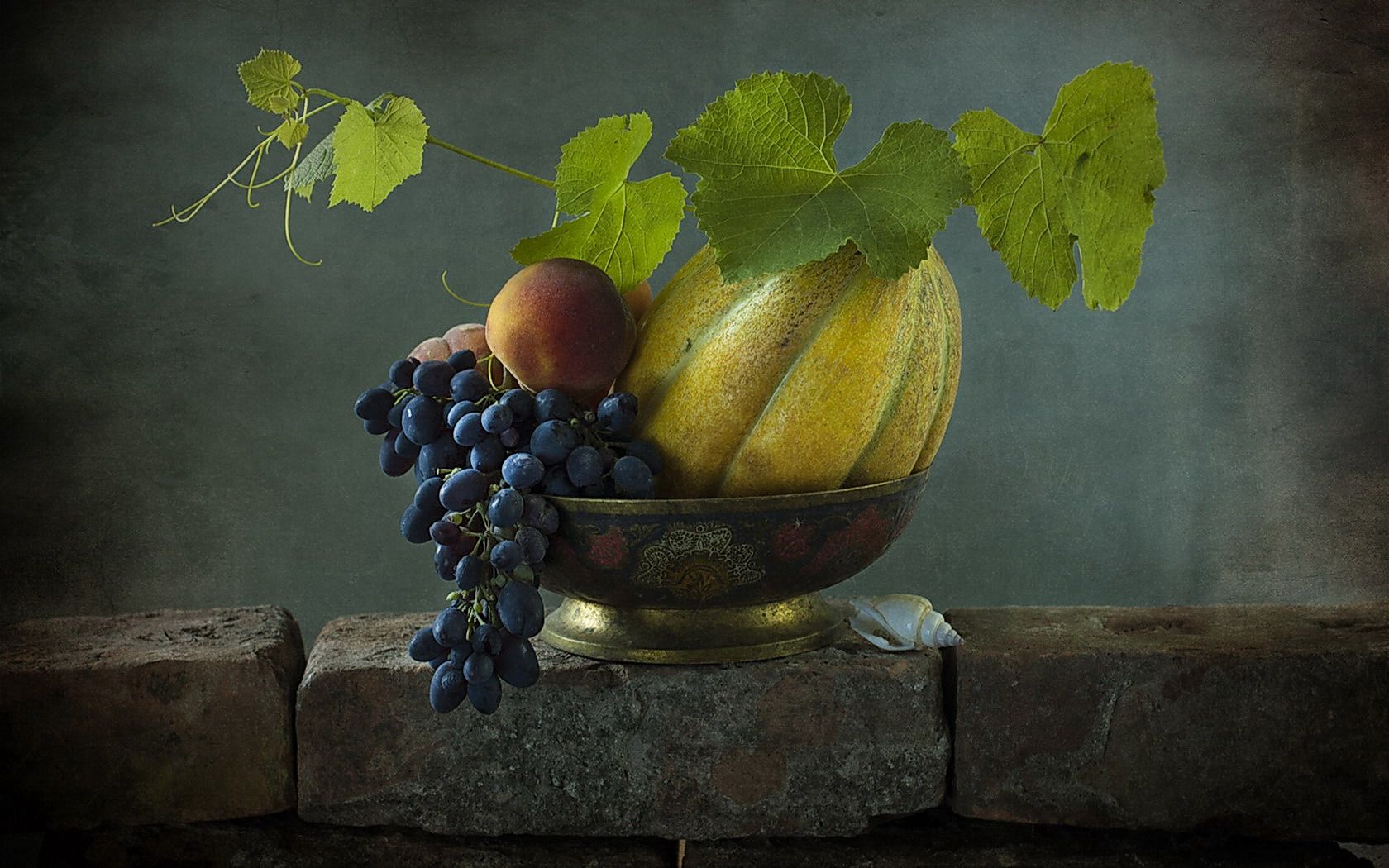 Free download wallpaper Grapes, Still Life, Leaf, Photography, Peach on your PC desktop