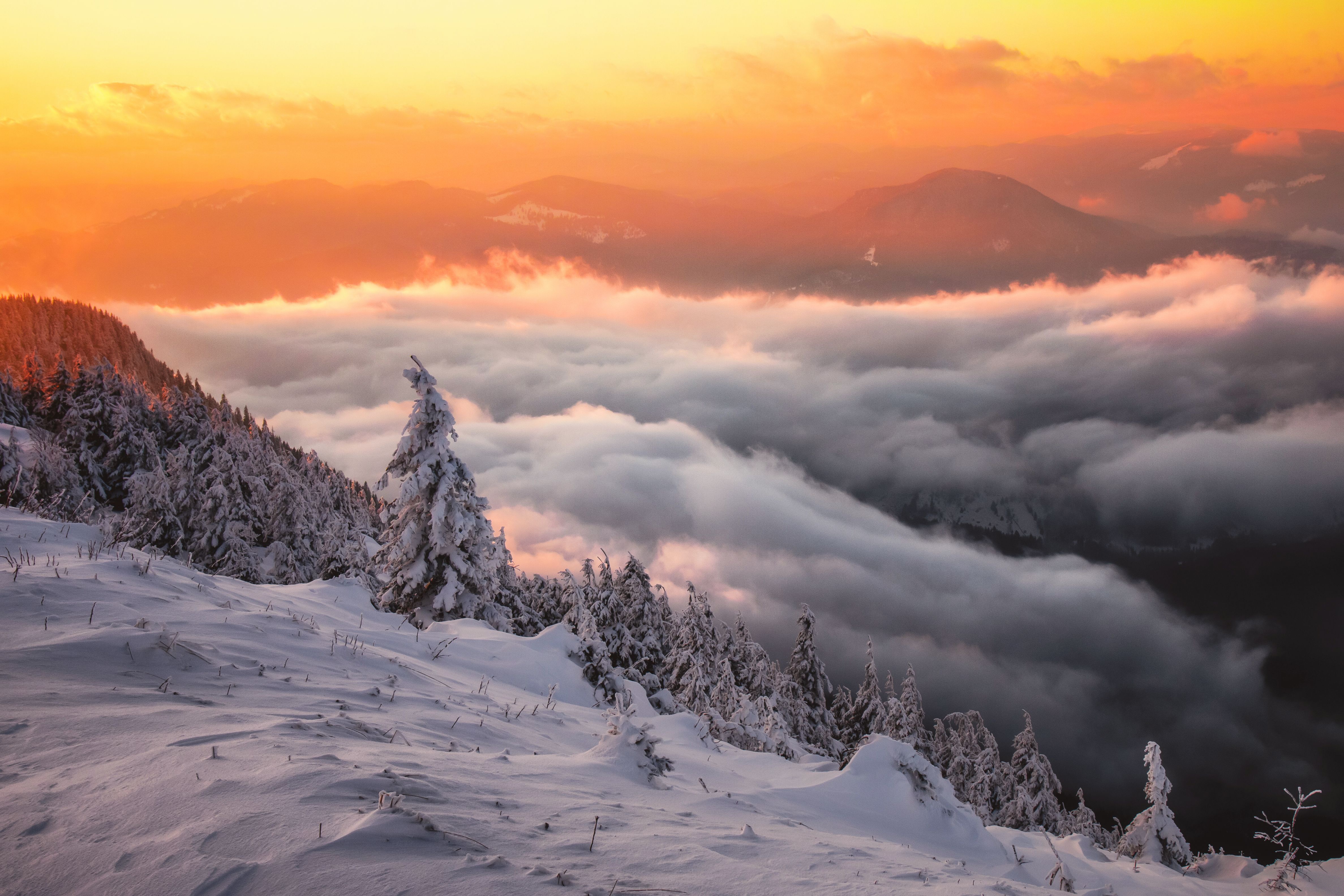 Красивые горы HD закат снег