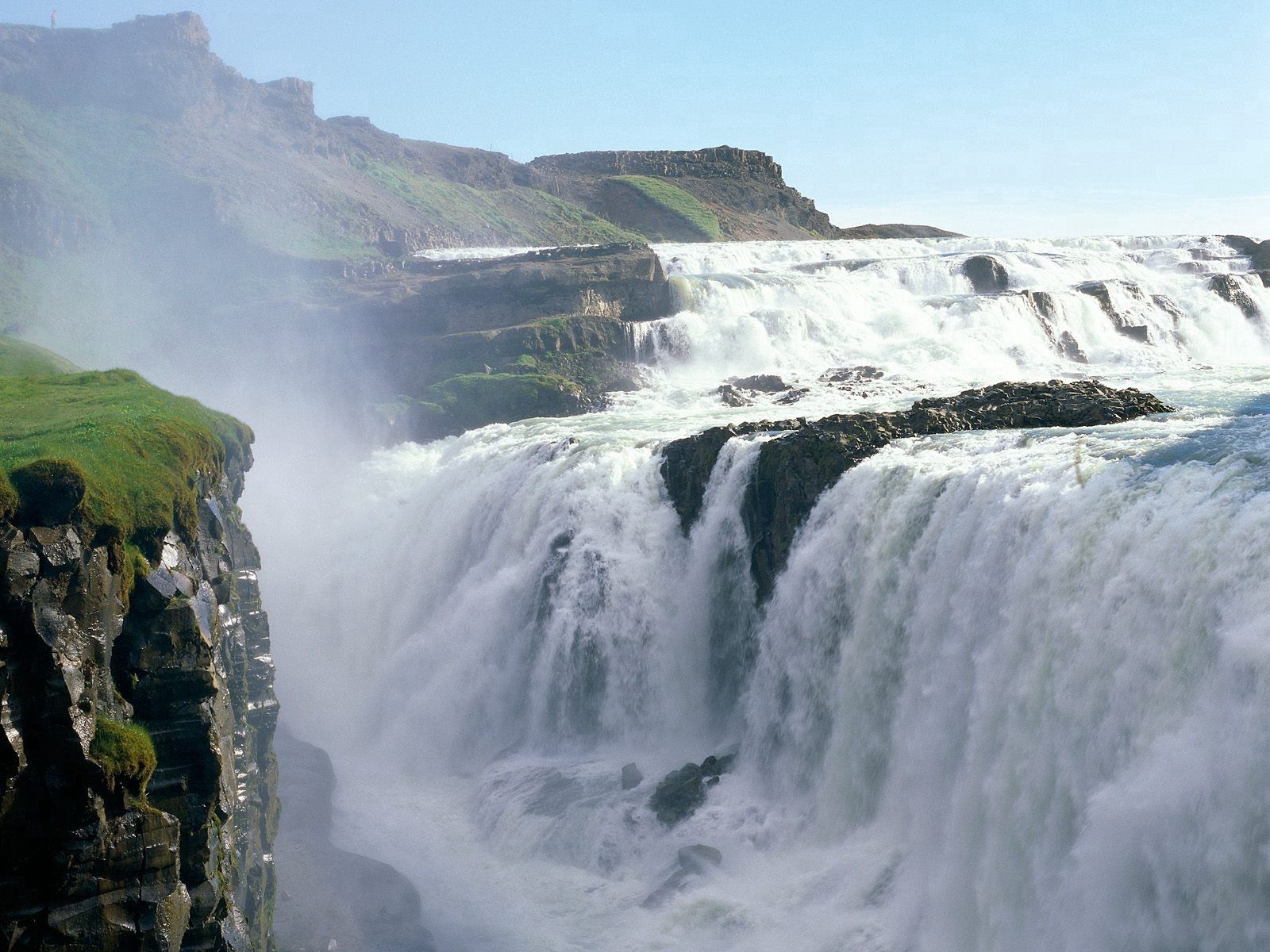 Baixar papel de parede para celular de Fluxo, Islândia, Golden Falls, Cachoeiras Douradas, Riacho, Natureza gratuito.
