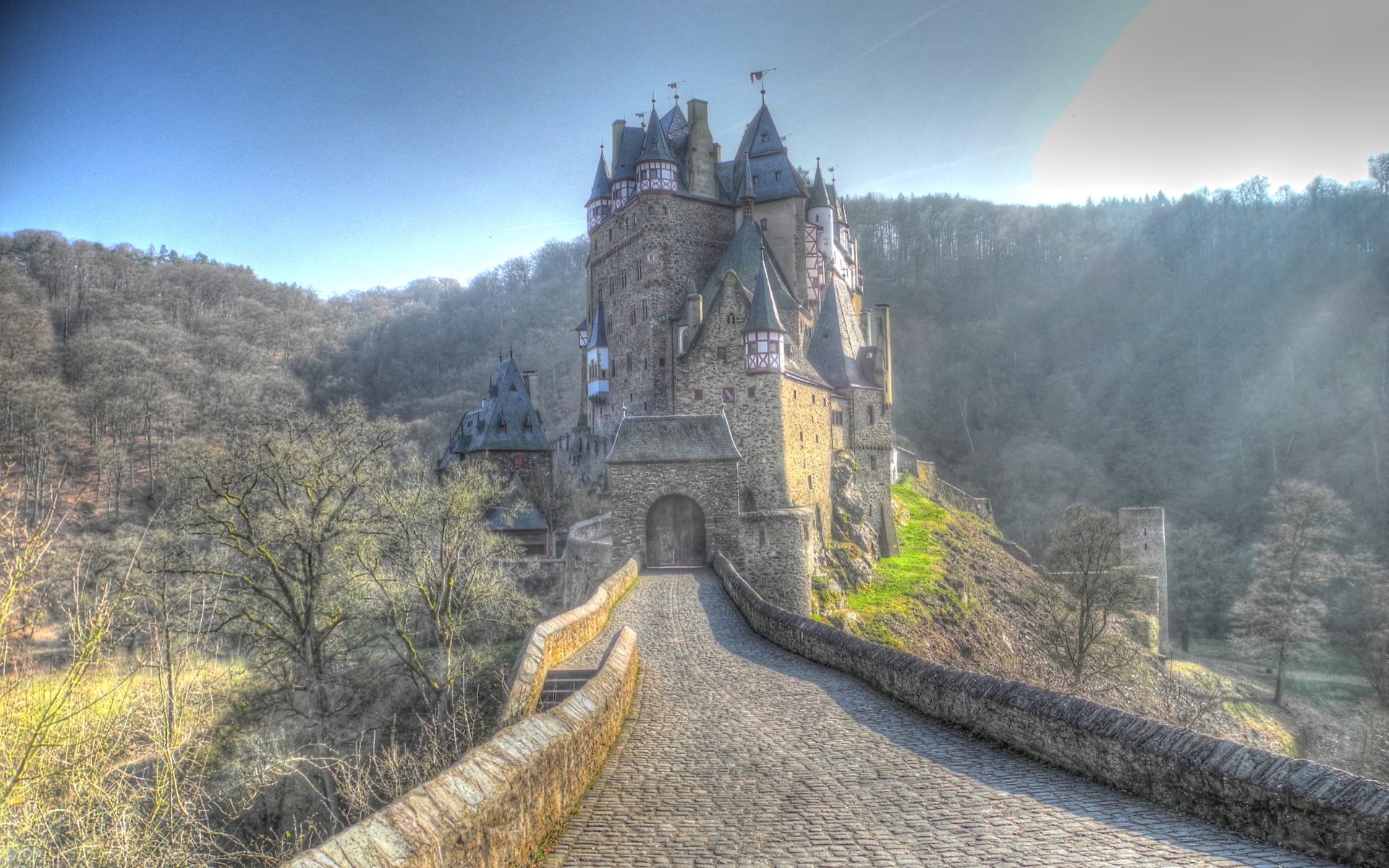 Eltz Castle HD photos