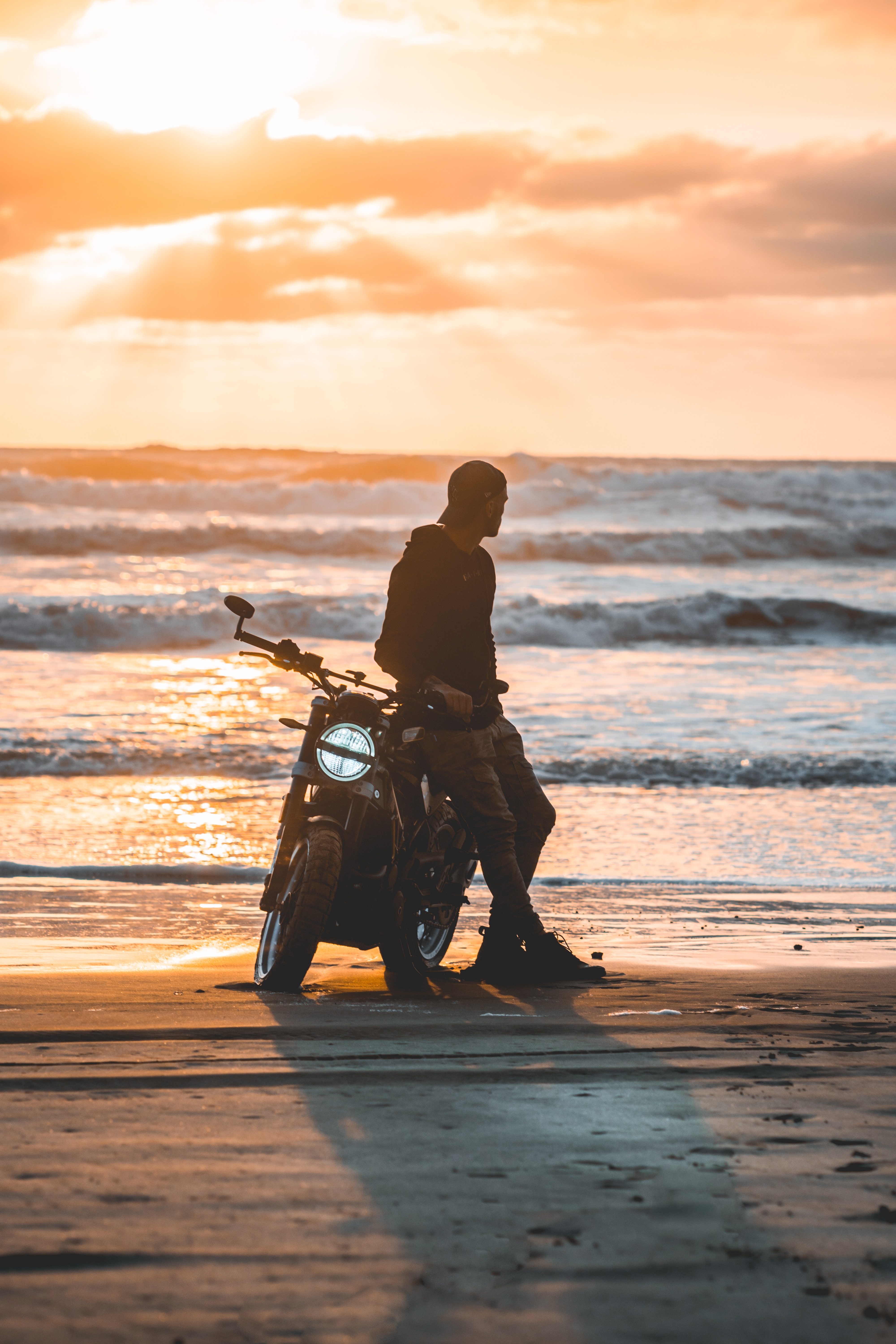 motorcycle, motorcycles, motorcyclist, sunset, silhouette, loneliness 4K Ultra
