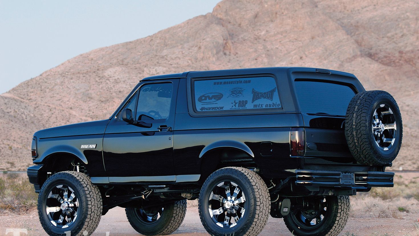 Ford Bronco 202