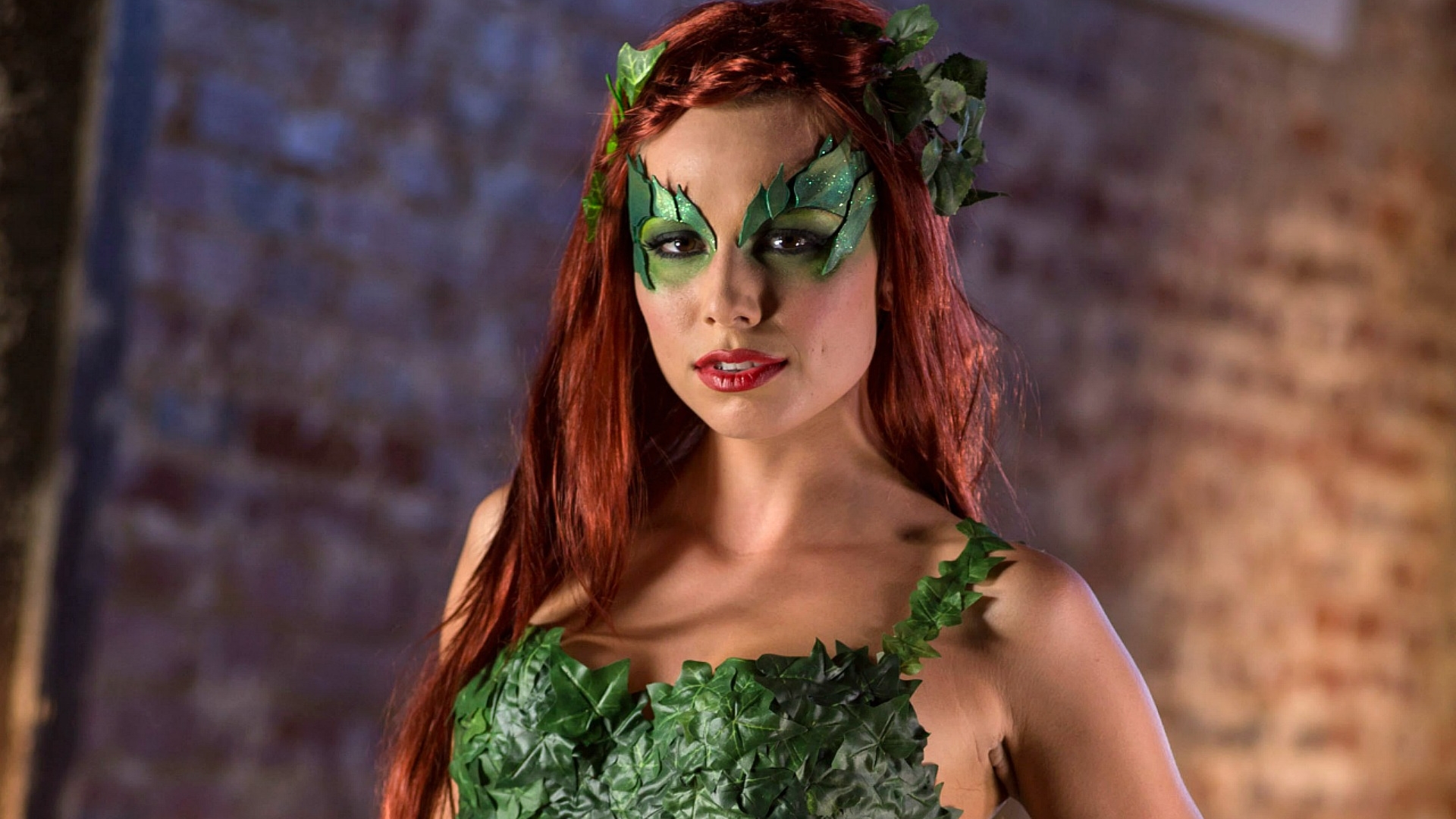 Poison Ivy Halloween Makeup Look – Kaitlyn Elisabeth Beauty