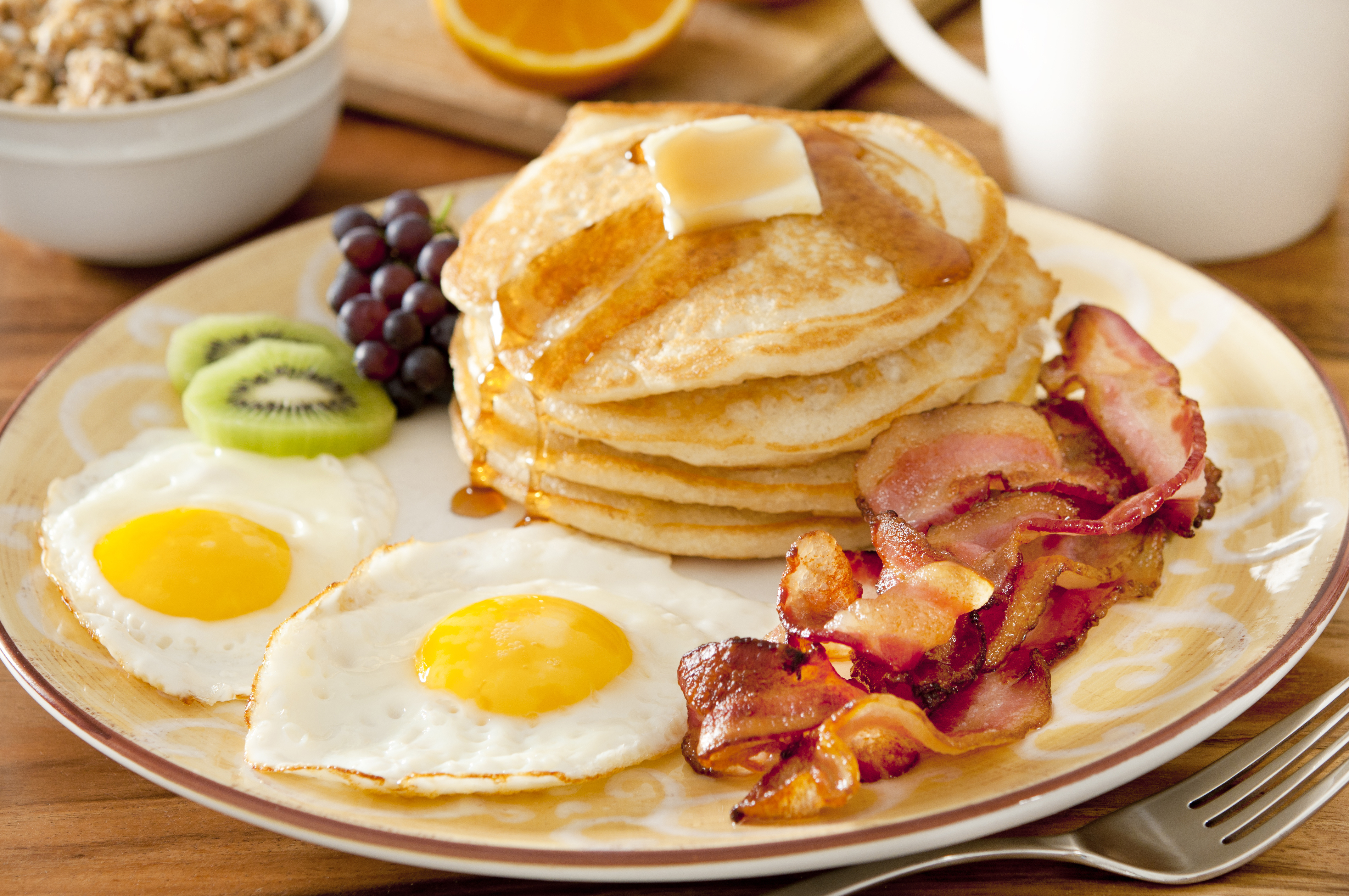 Download mobile wallpaper Food, Kiwi, Egg, Breakfast, Pancake, Bacon for free.
