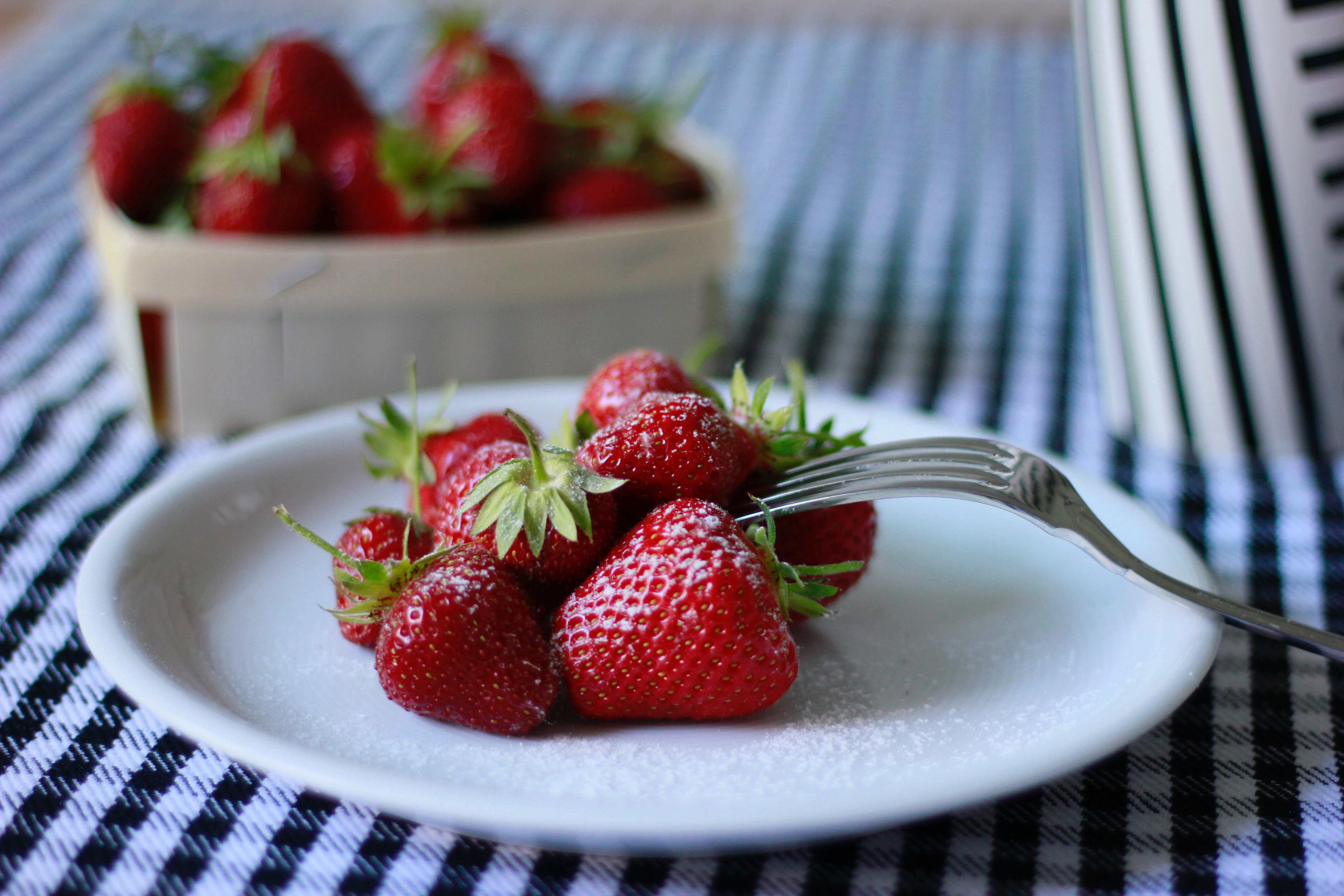 food, strawberry, berries, plate, fork Full HD