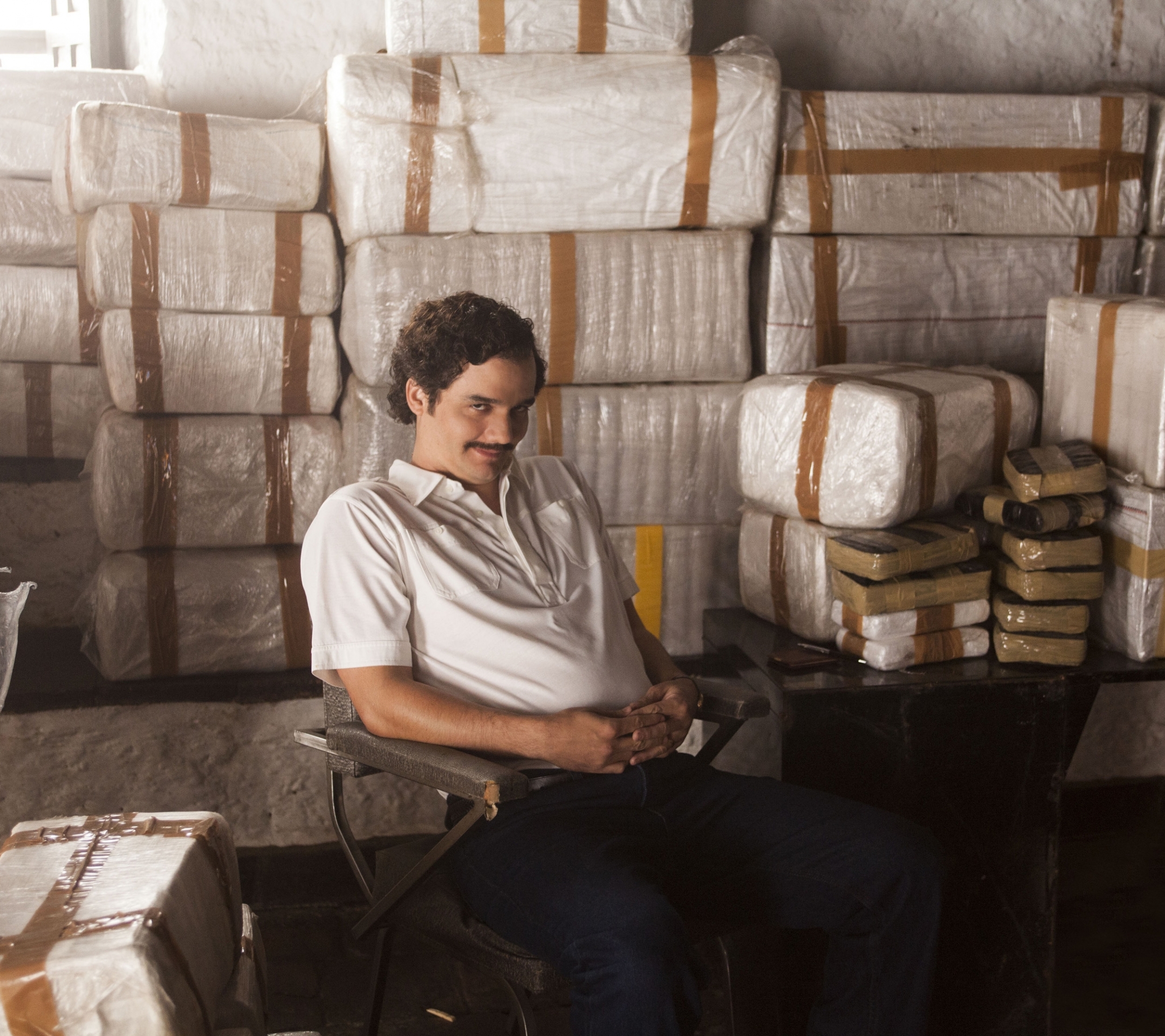 SoftcrashBackCoverforVivoY12G WALLPAPER, PABLO, NARCOS, ESCOBAR