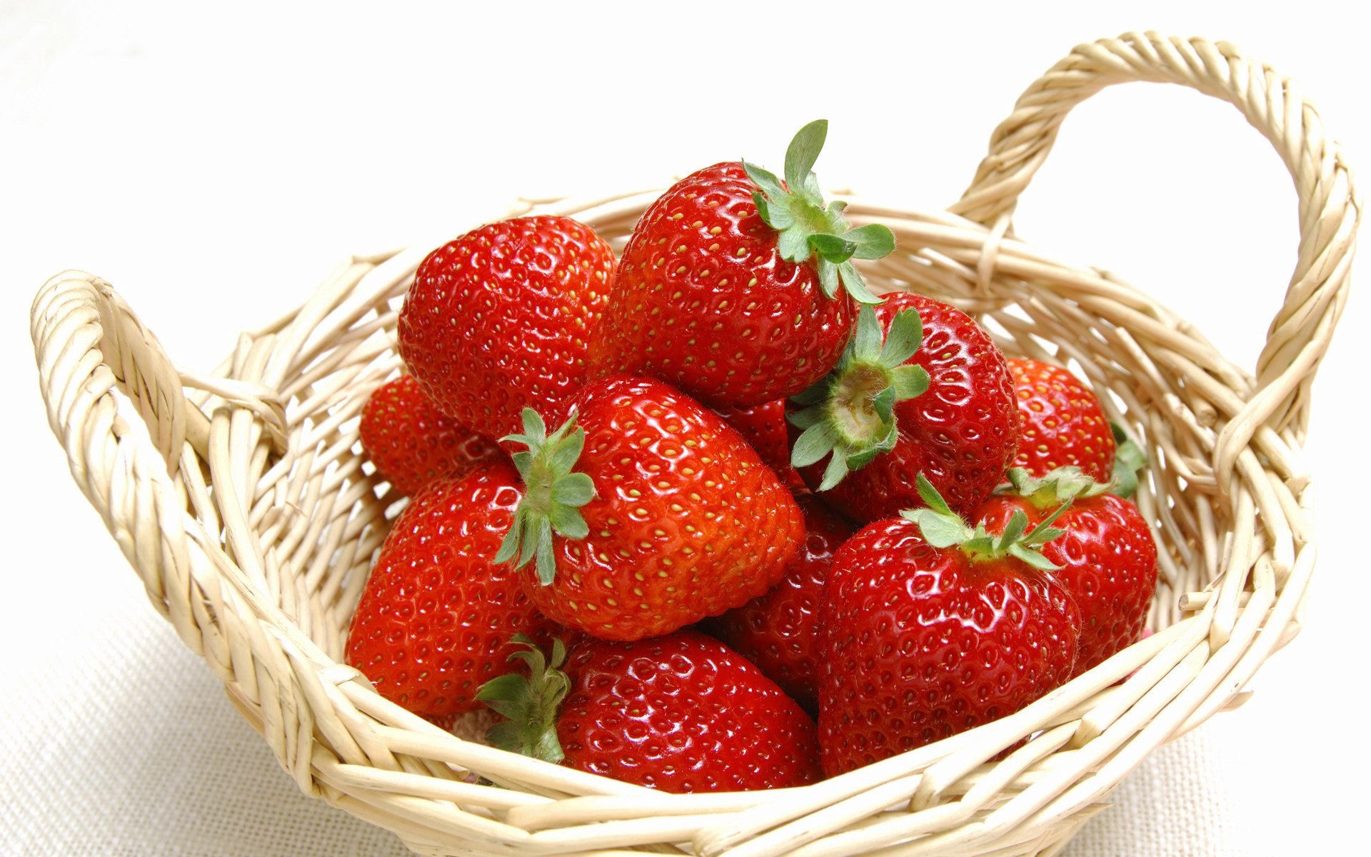 ripe, food, strawberry, basket, fresh iphone wallpaper