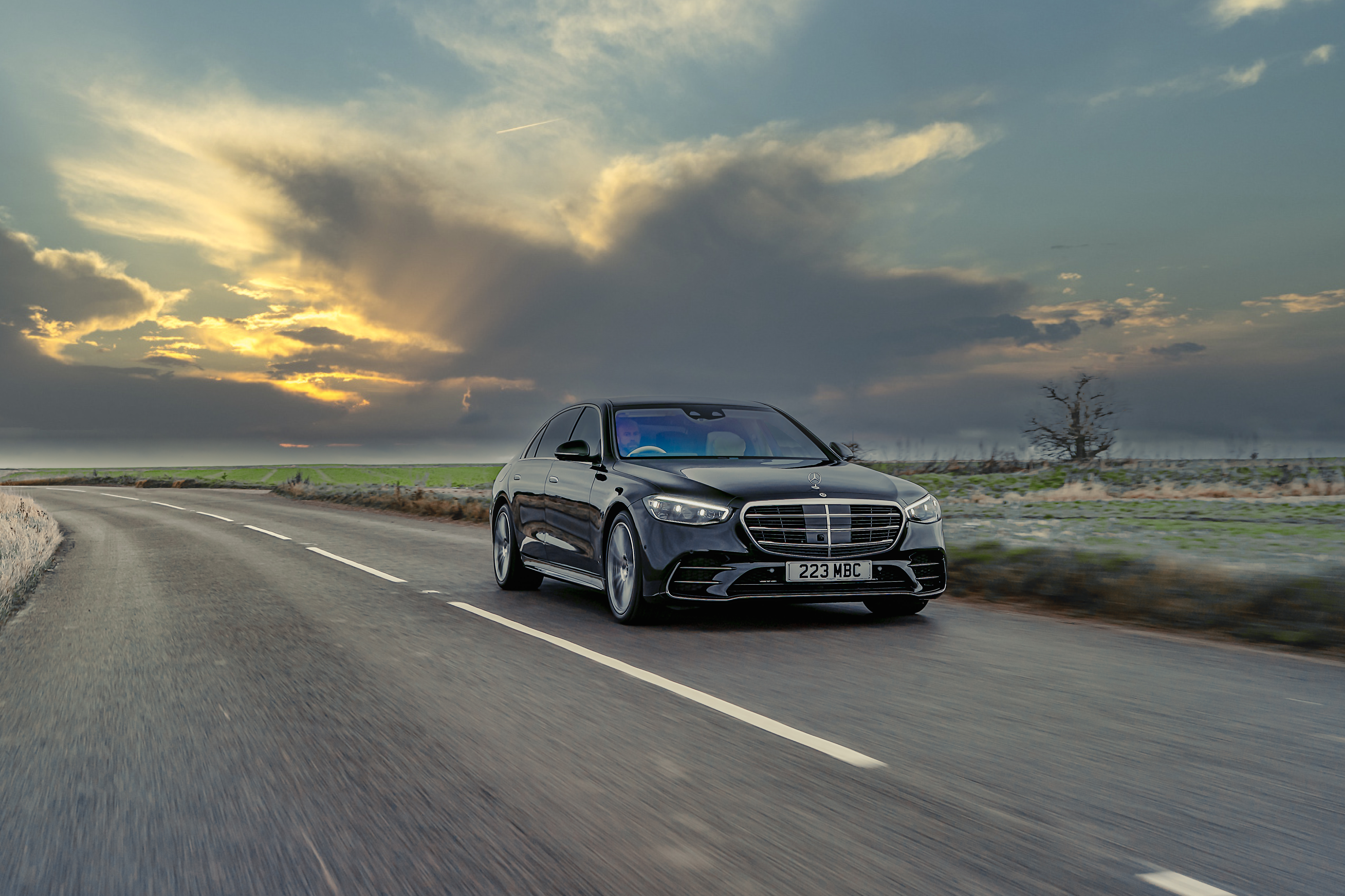 Mercedes Benz s class desktop