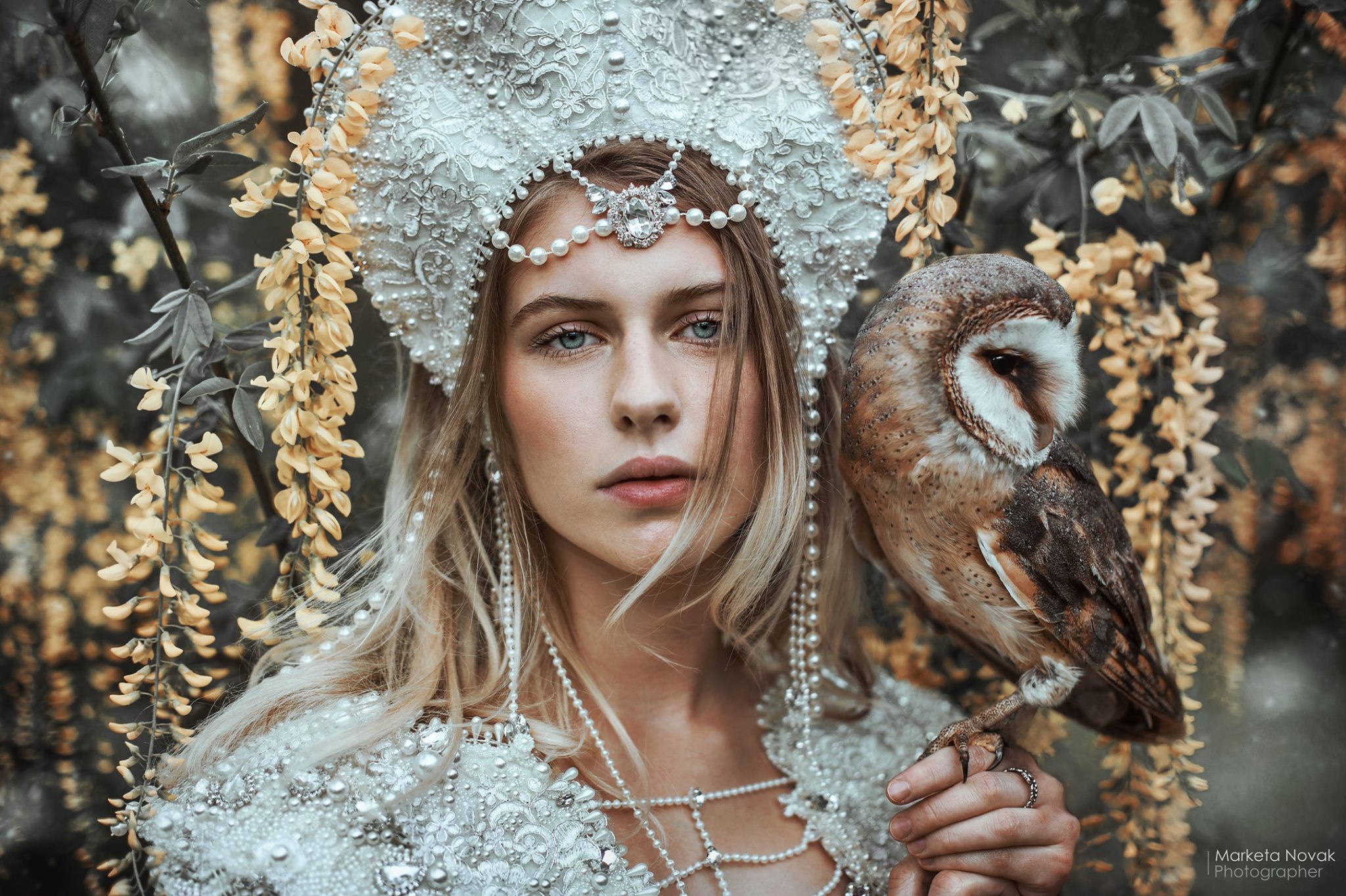 women, cosplay, barn owl, beads, bird, face, johanka jeníkova, mood, owl, princess, style