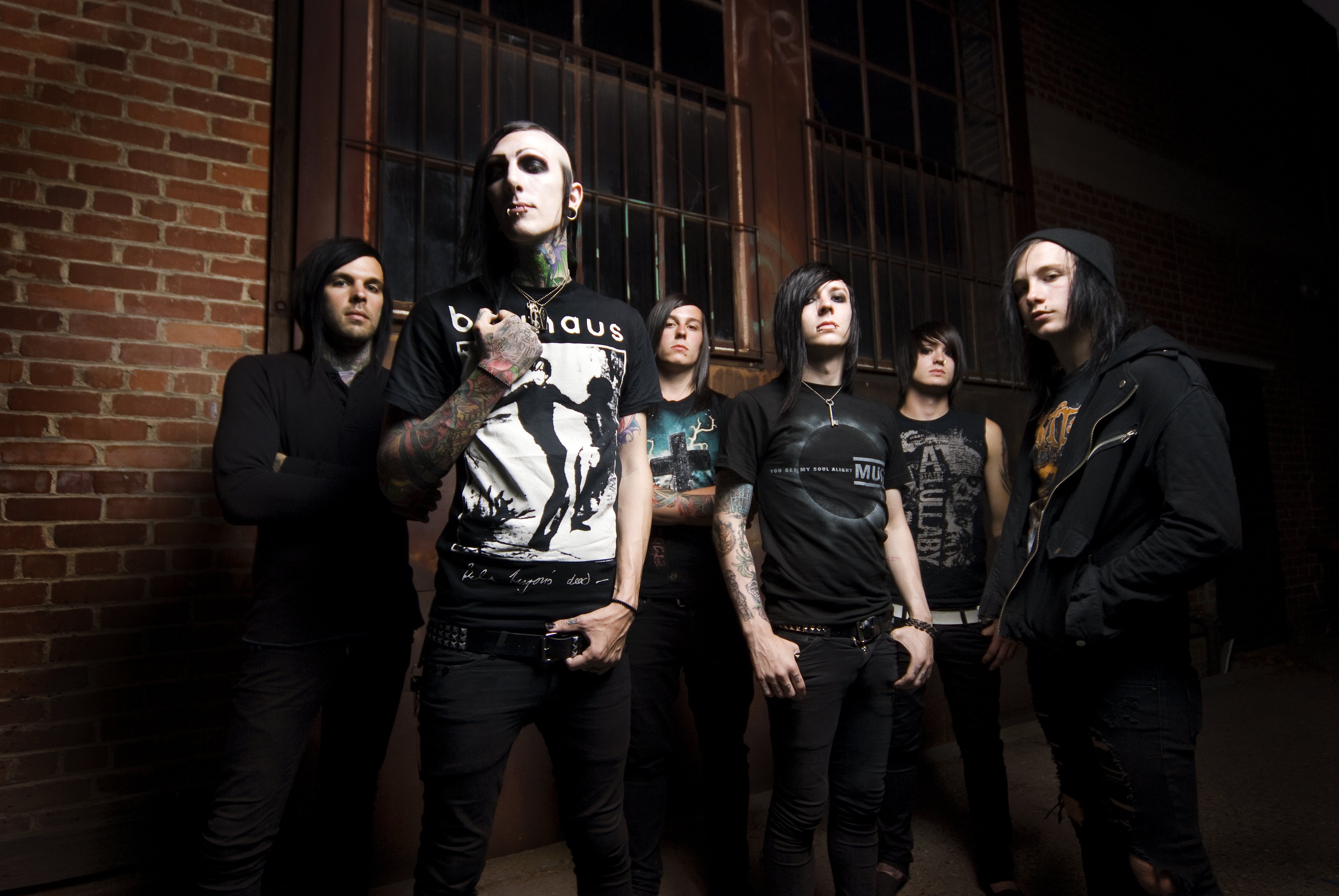 Уайт метал. Группа Motionless in White. Motionless. Motionless in White обои. Motionless in White рок группа.