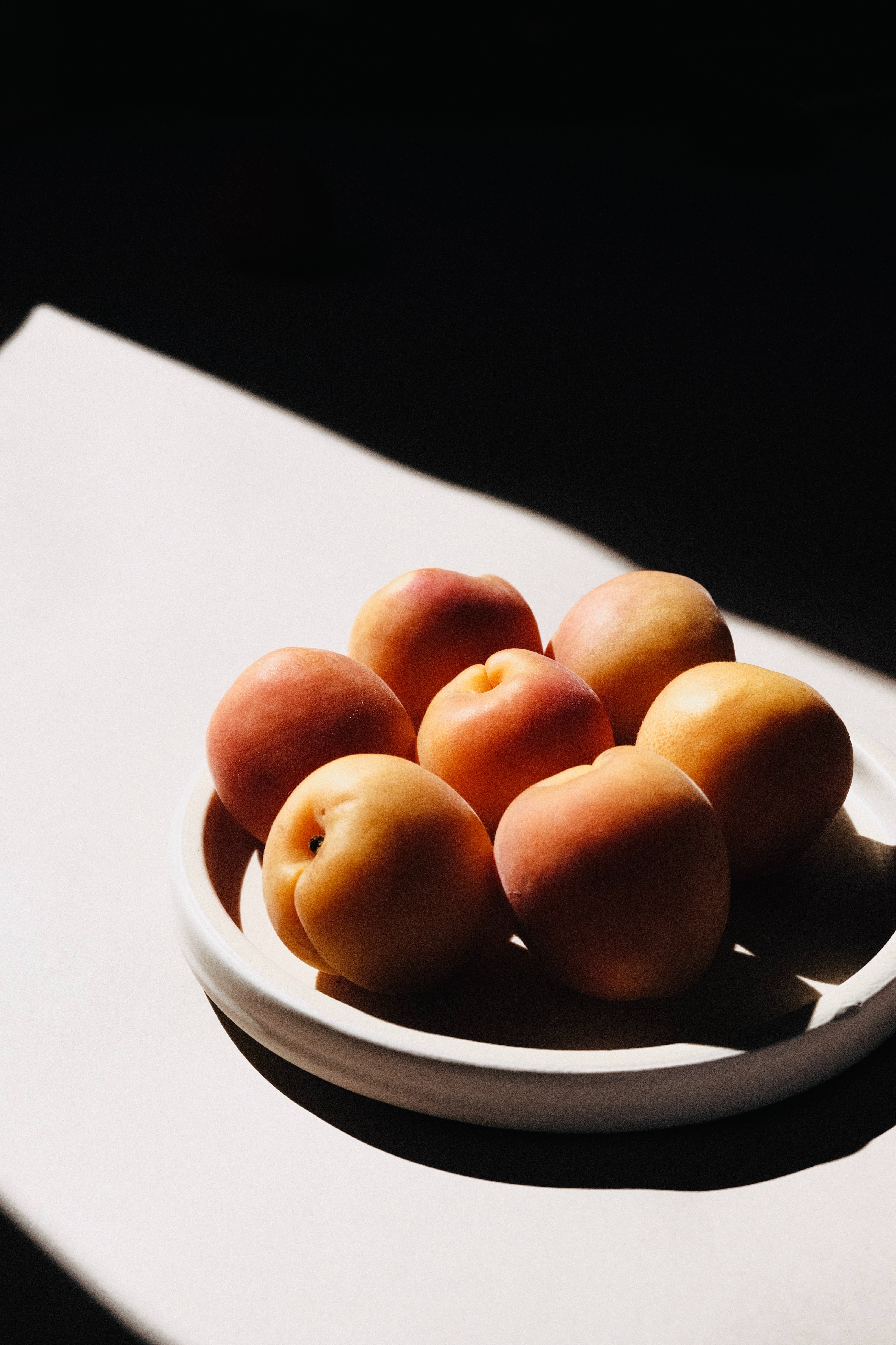 115827 скачать обои персики, фрукты, еда, миска, спелый - заставки и картинки бесплатно