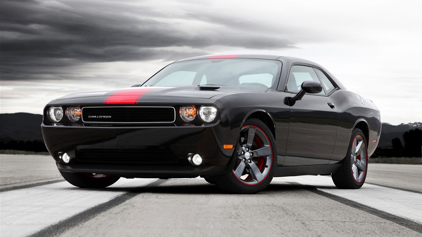 Автомобиль dodge. Dodge Challenger 2012. Додж Челленджер 2013. Мускул кар Додж Челленджер. Dodge Challenger 2014.