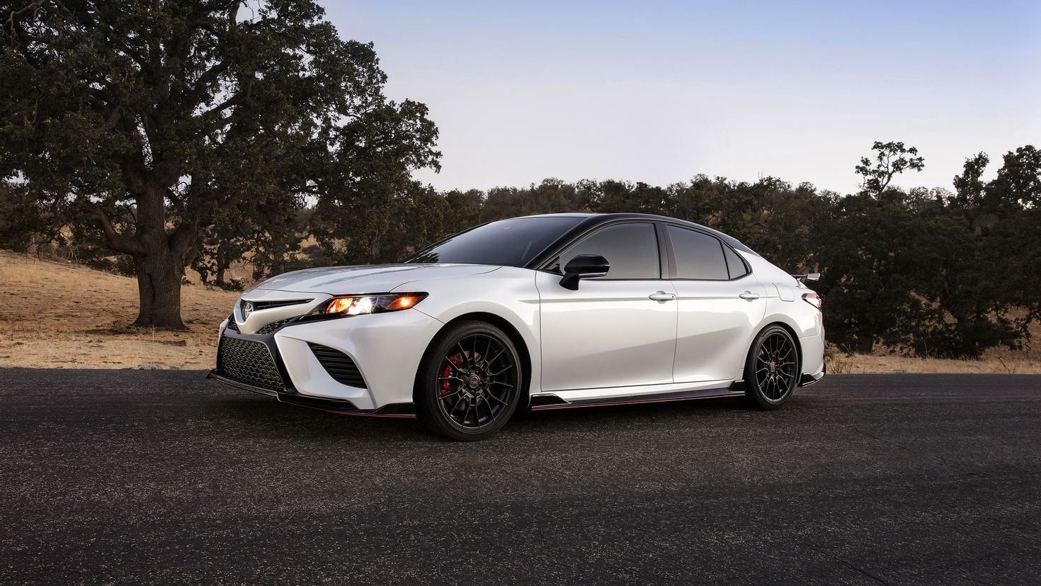 Камри 2020. Toyota Camry TRD 2019. Toyota Camry TRD 2020. Toyota Camry 2022. Toyota Camry 2018 TRD.