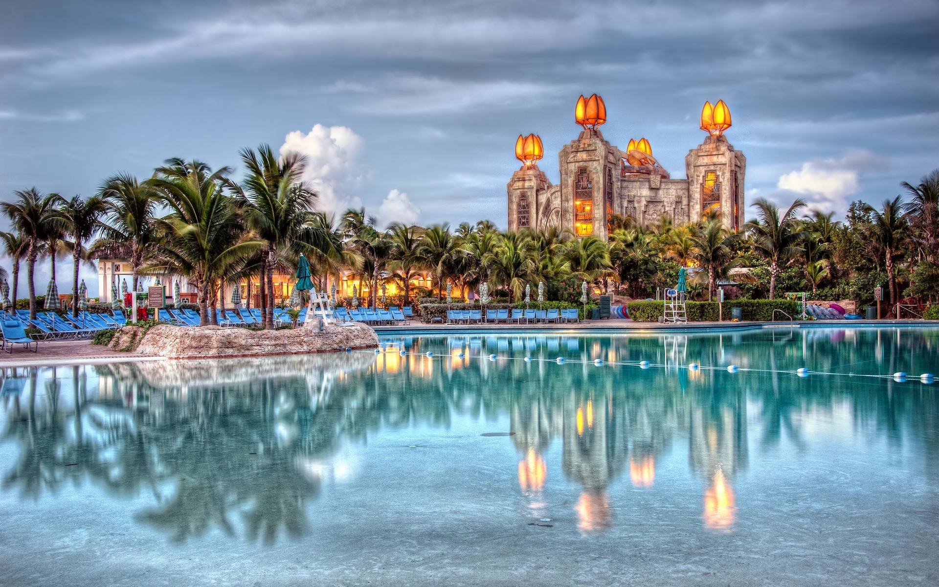 Die besten Atlantis Paradise Island-Hintergründe für den Telefonbildschirm