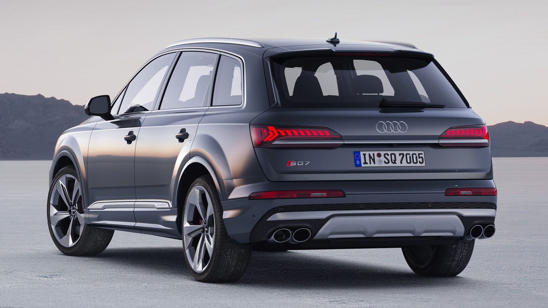 Audi sq7 фото