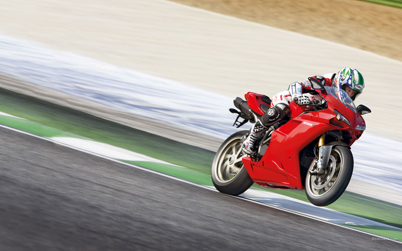 Ducati Superbike 1098 РѕР±РѕРё