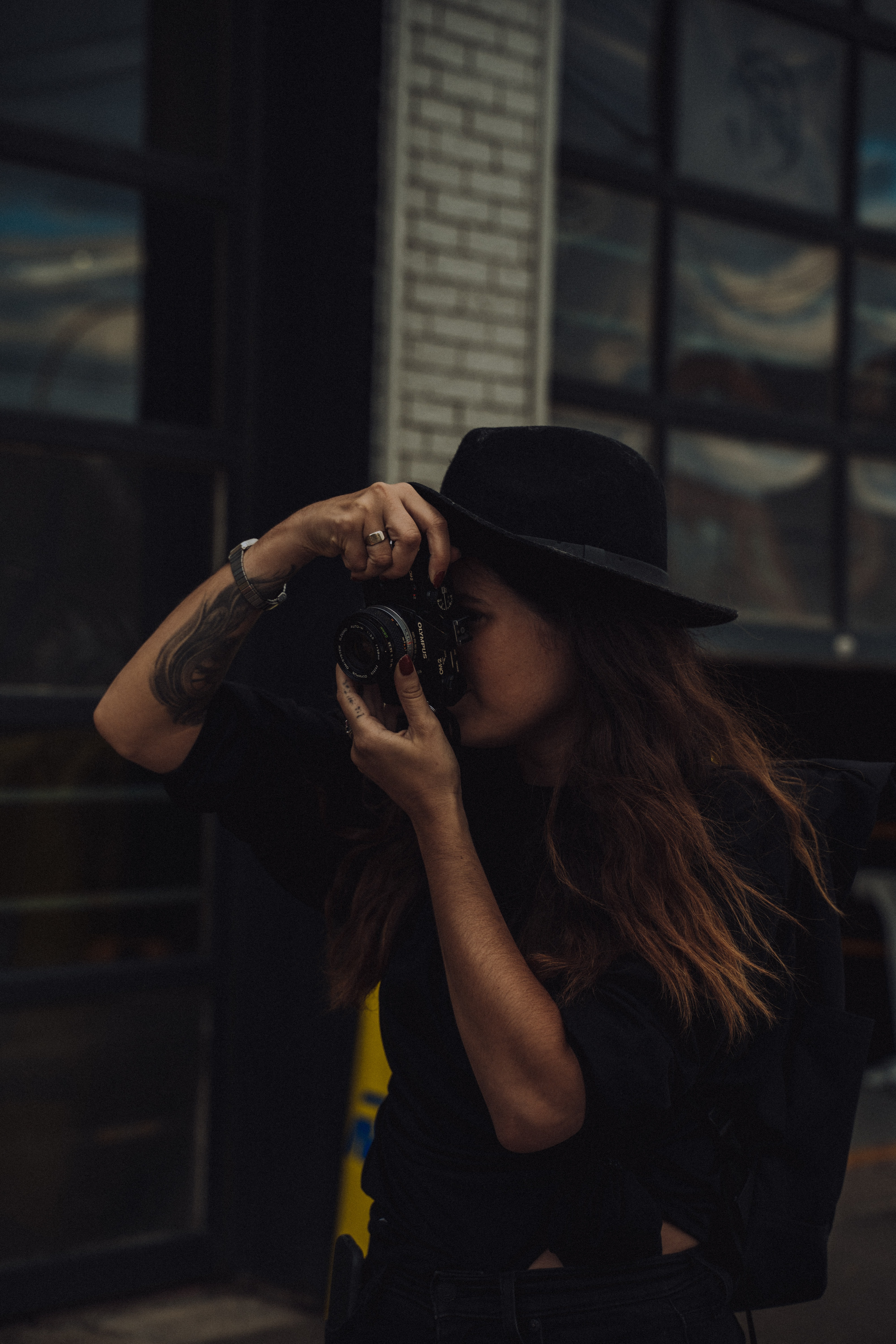 photographer, girl, tattoo, camera, miscellanea, miscellaneous, hat