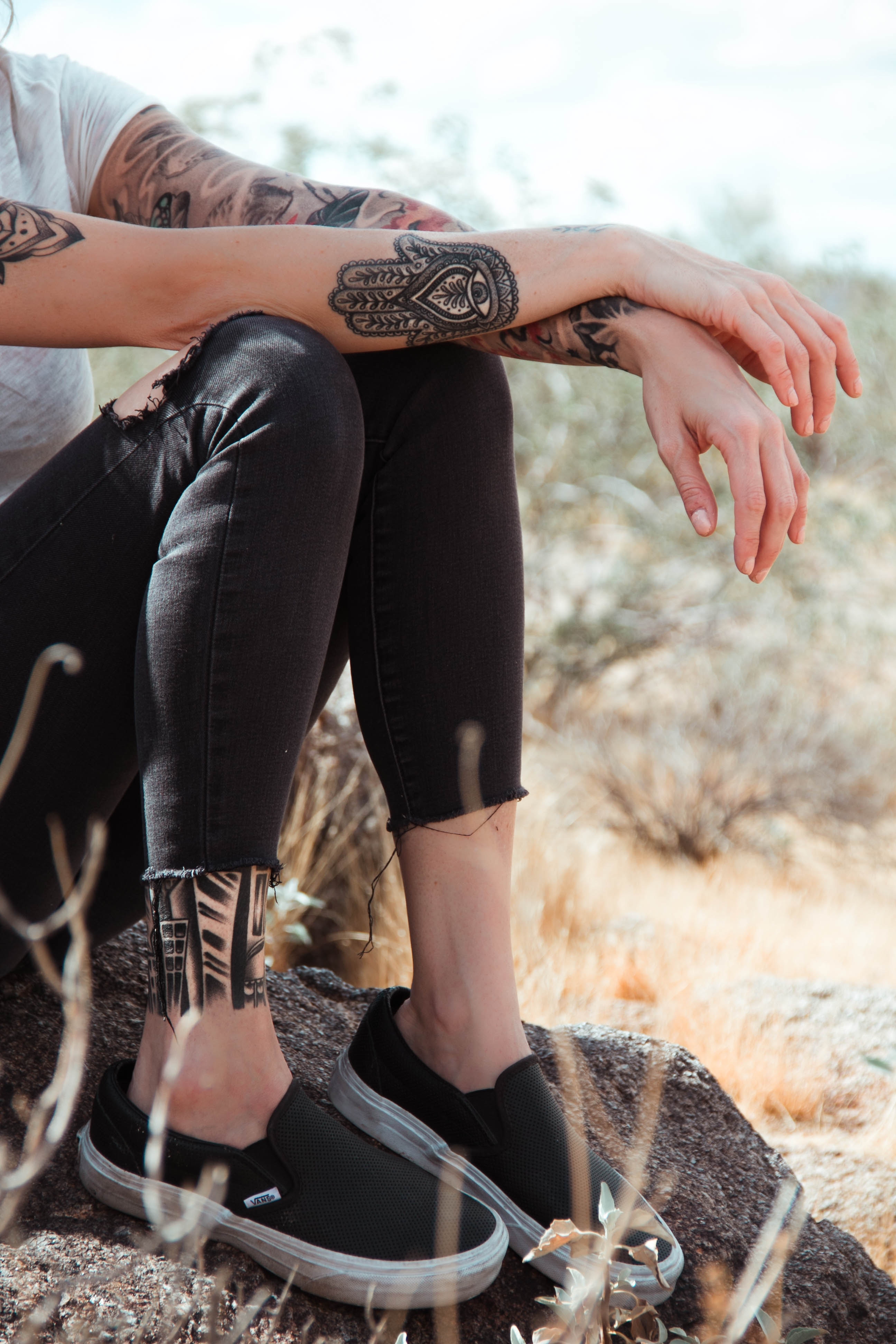 hands, tattoos, tattoo, miscellanea, miscellaneous, legs, style, clothing 4K